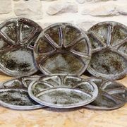 Set of 6 compartment plates in glazed stoneware by Chantal and Thierry Robert.