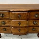 Louis XV commode with three drawers in solid walnut, 18th century