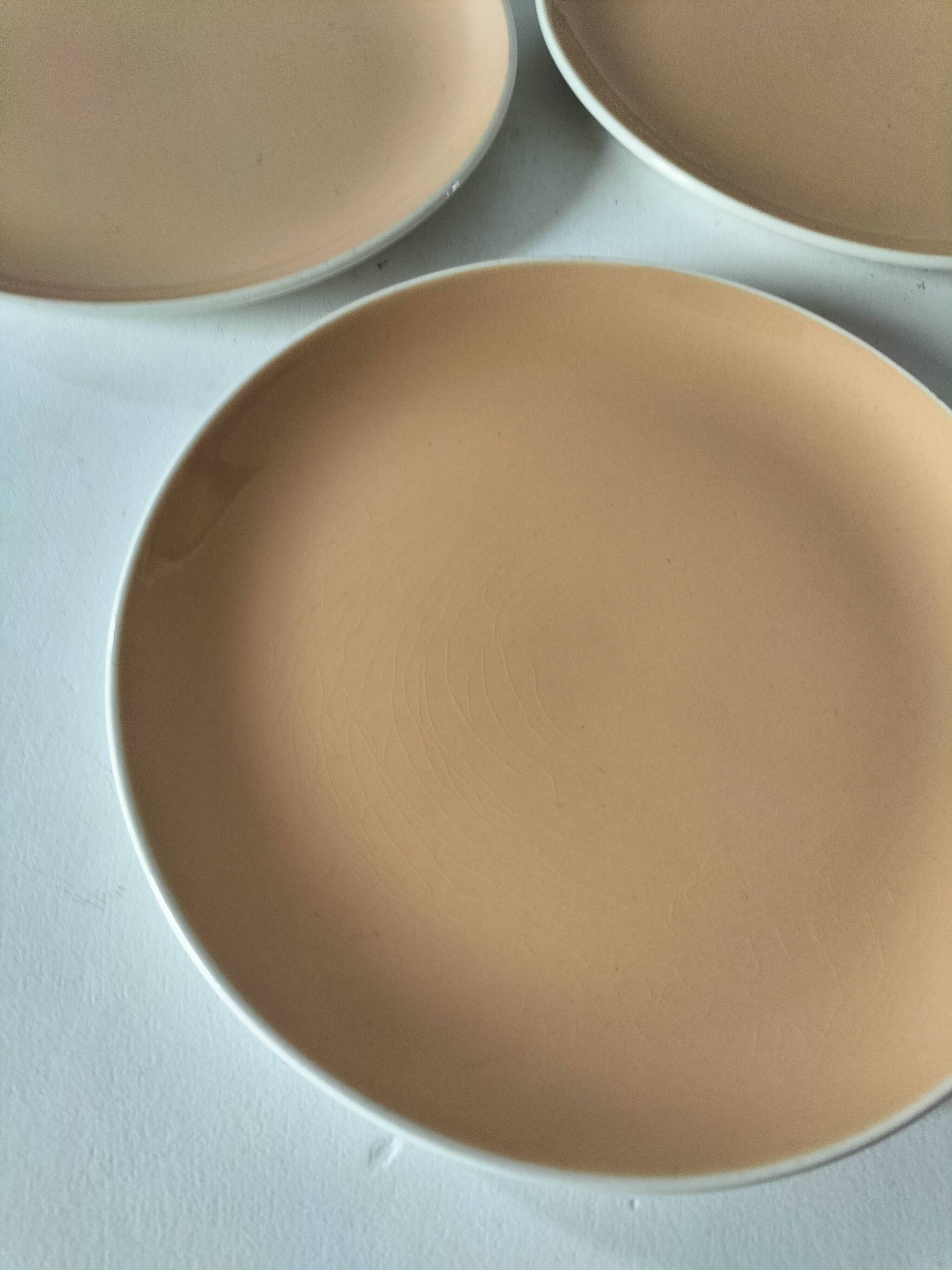 Set of three dessert plates Villeroy & Boch Mettlach powder pink