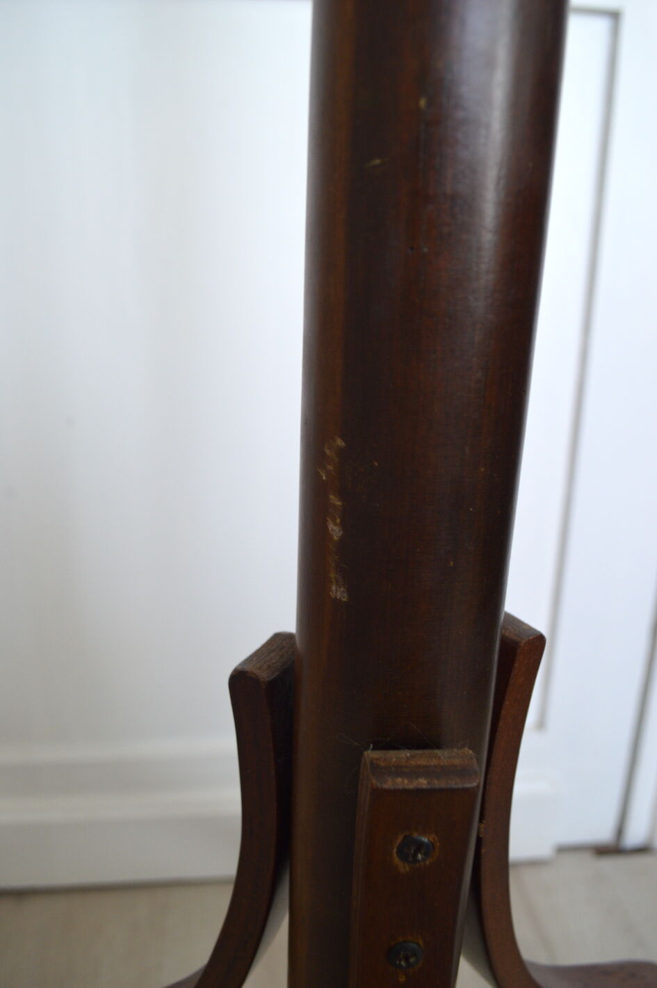 Wooden parrot coat rack