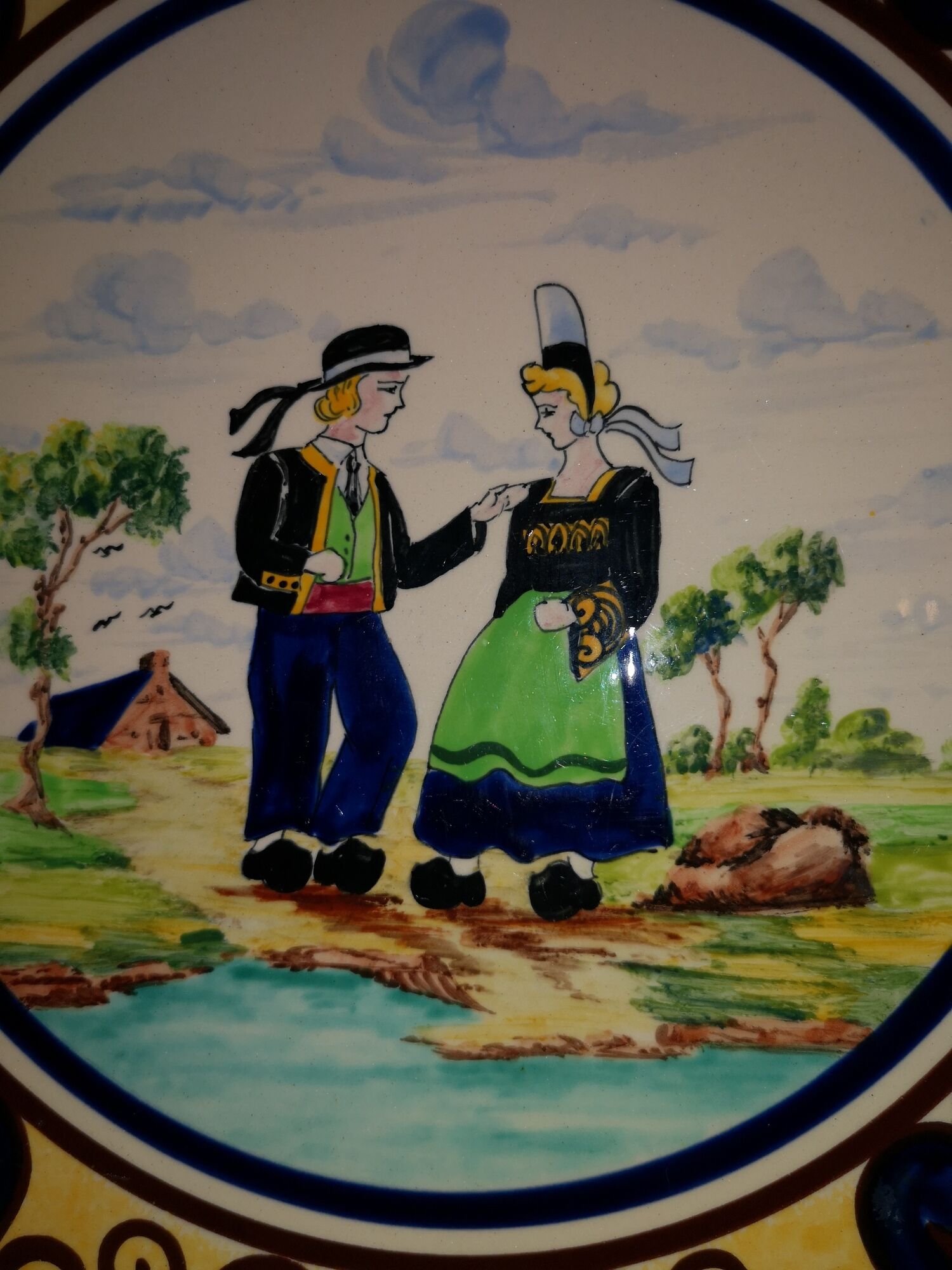 large wall dish in earthenware by Desvres Breiz Gabriel Fourmaintraux art deco