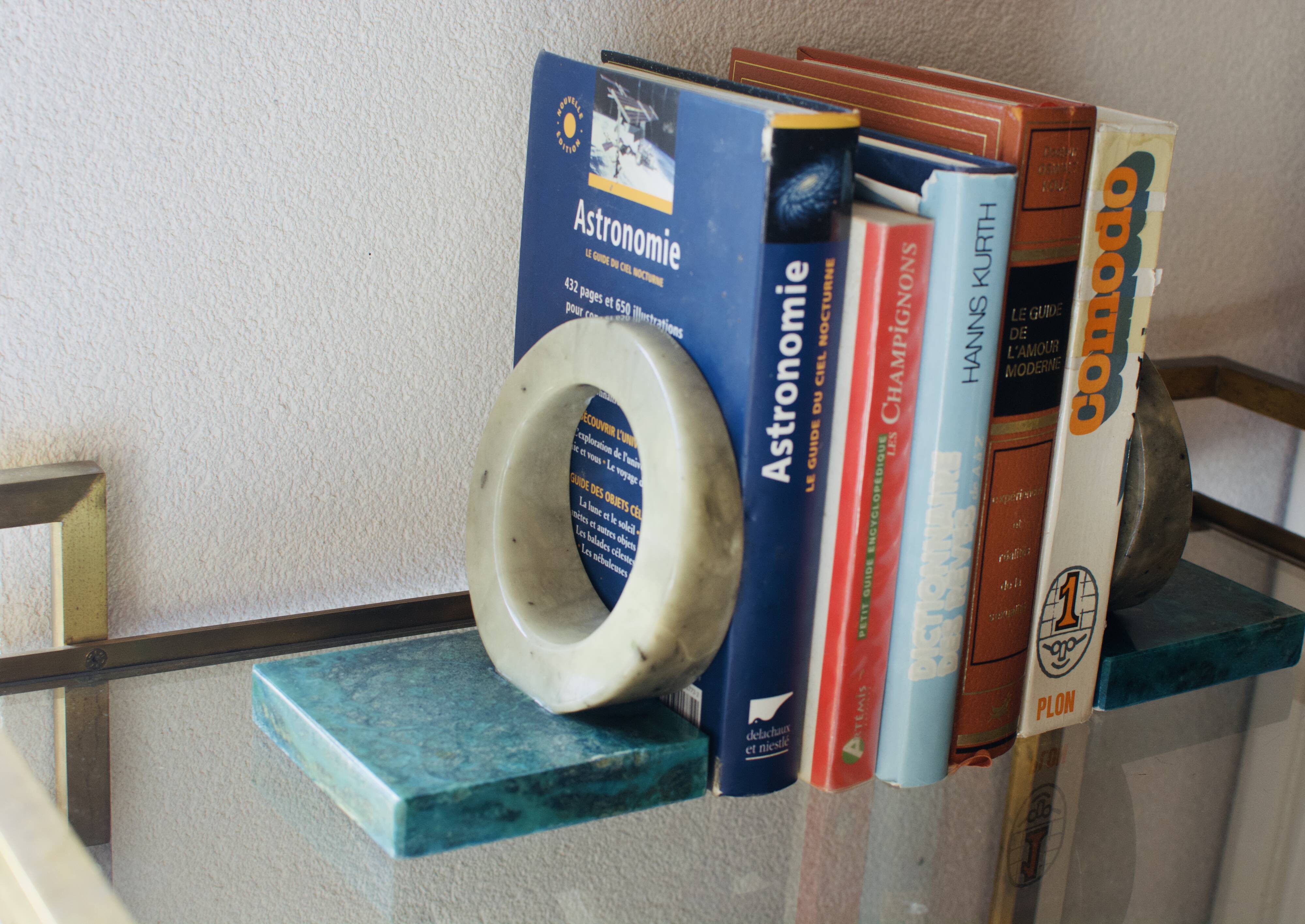 Paire de serre livres Art Déco en marbre
