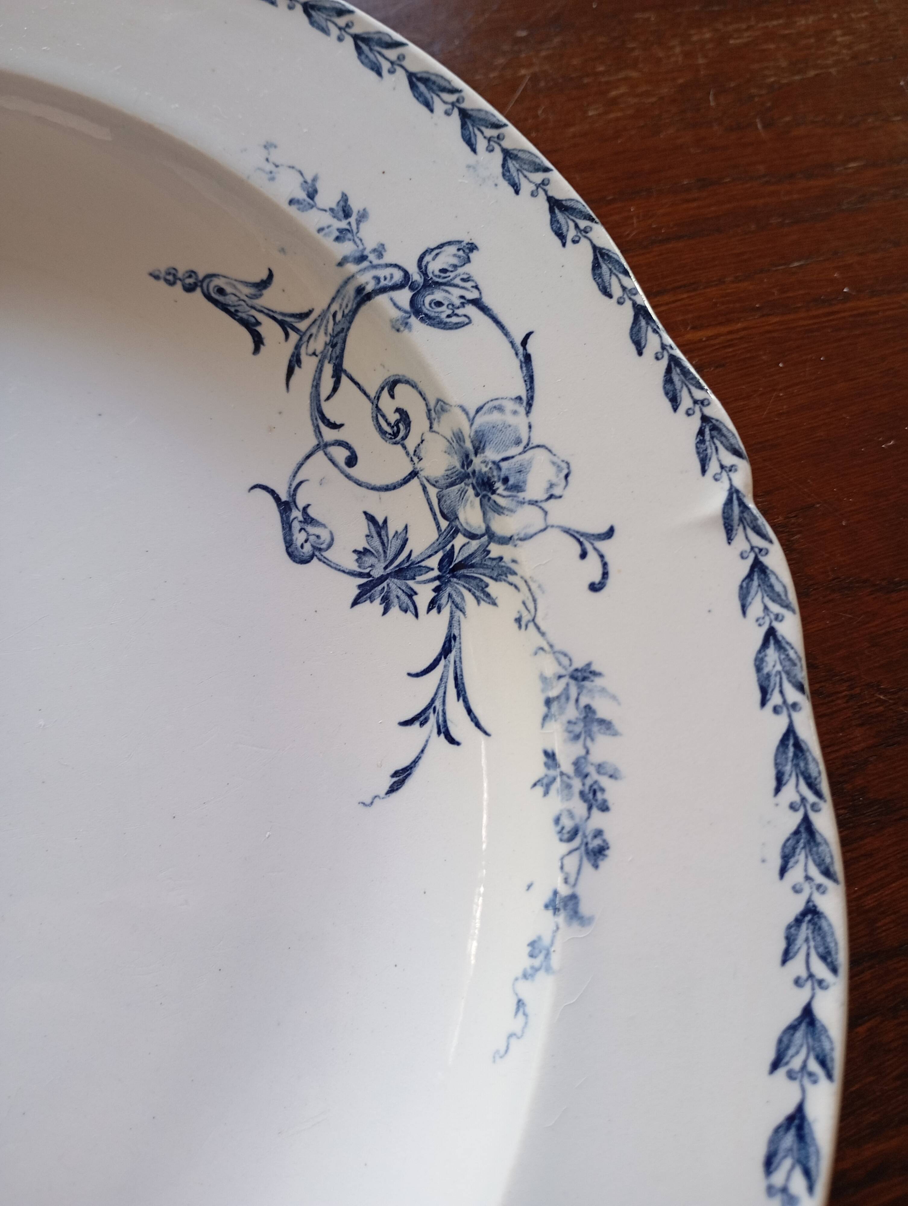 Ironstone dish "Regina" Gien