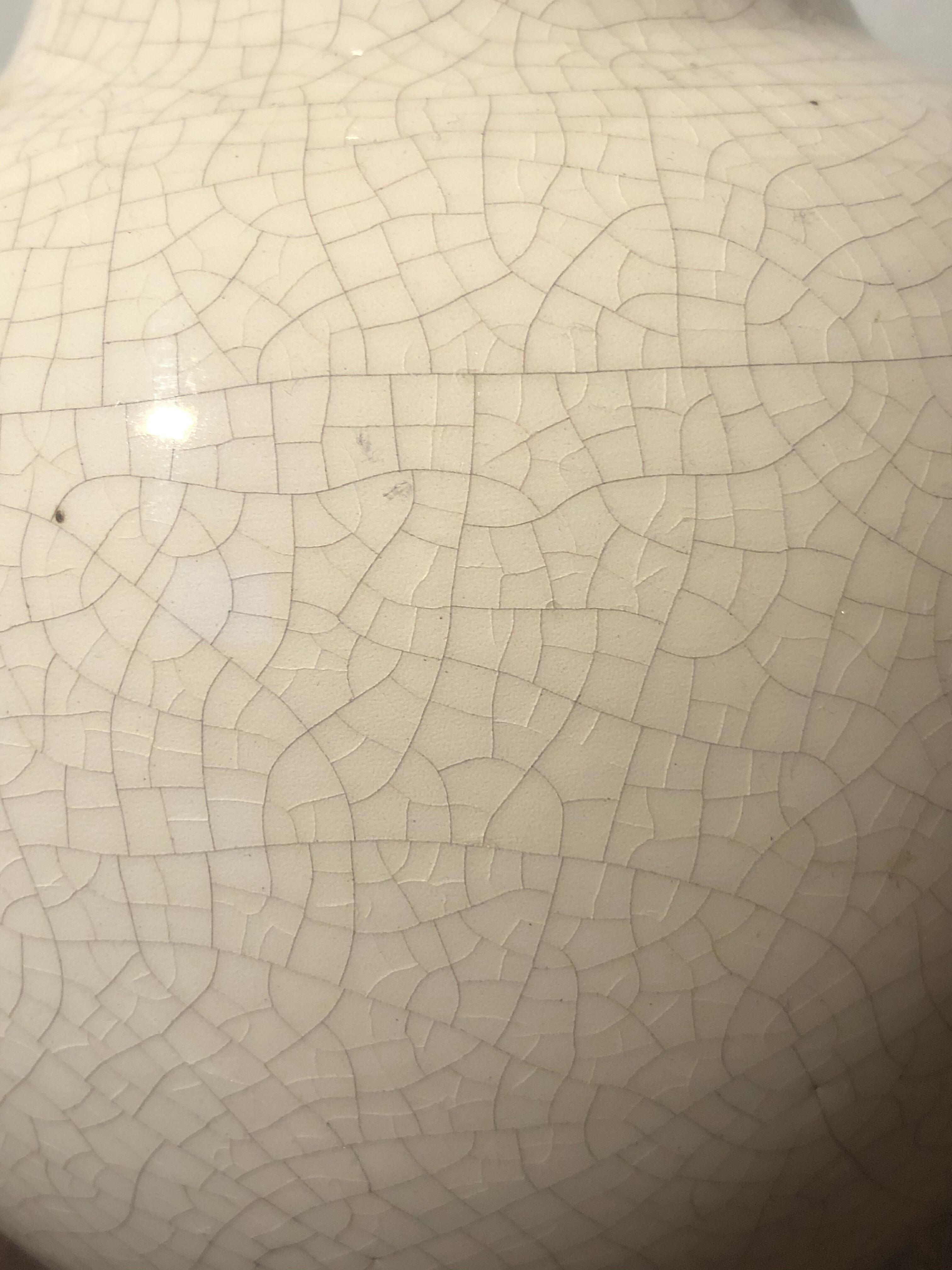 Art Deco cracked ceramic vase of the 1930s