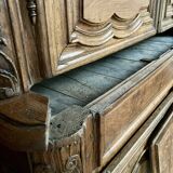 Regency castle buffet