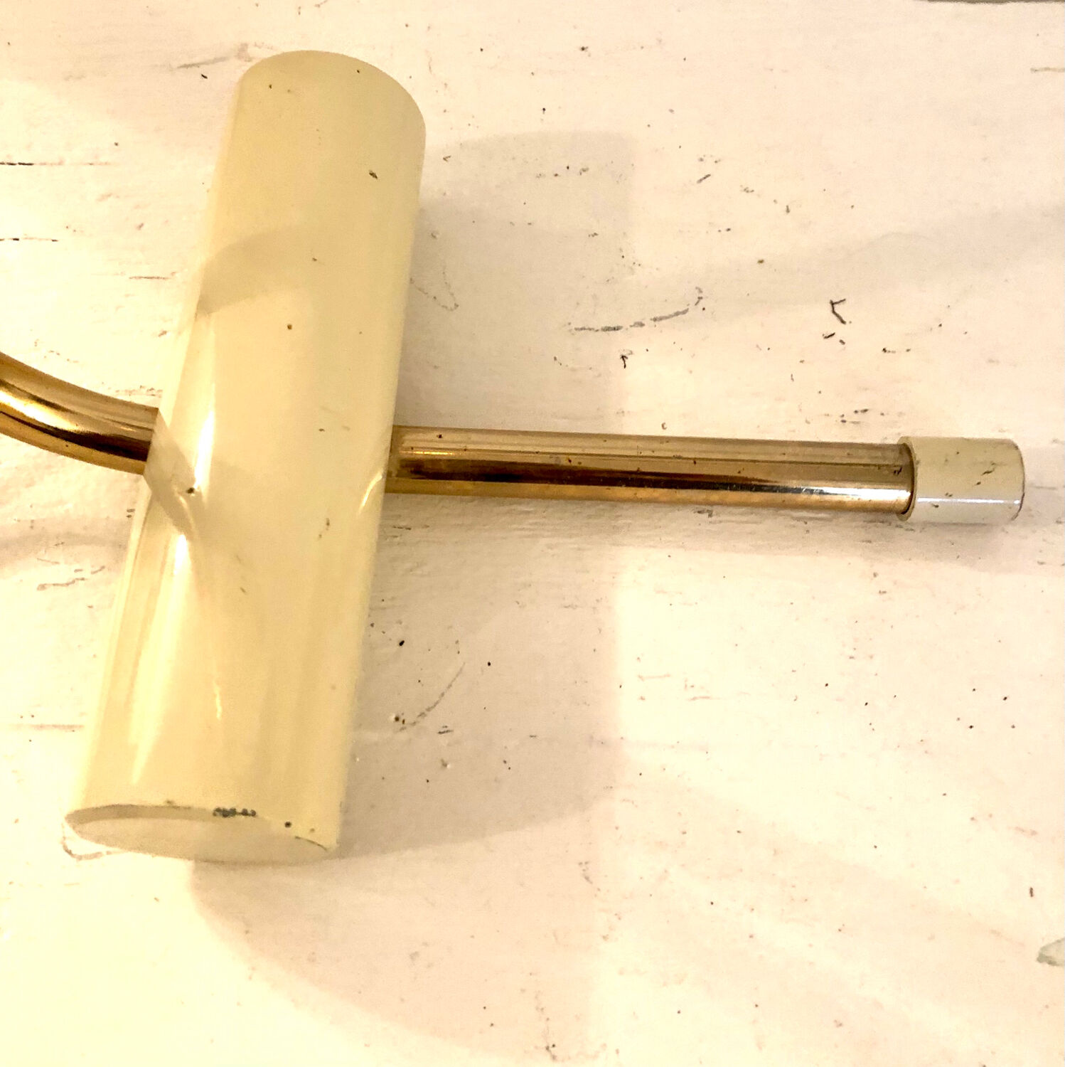 Vintage Italy brass articulated desk lamp.