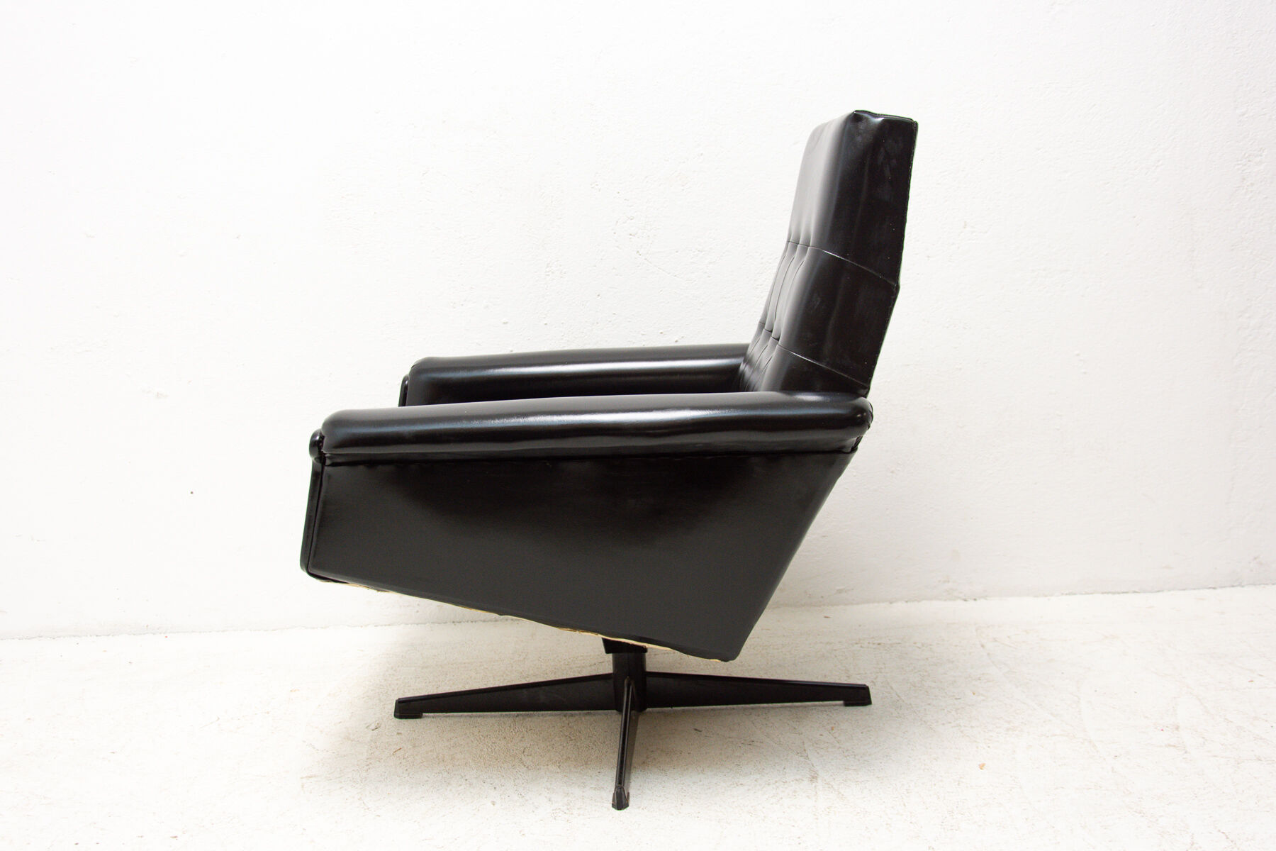 Pair of leather swivel armchairs from UP Zavody, 1970´s