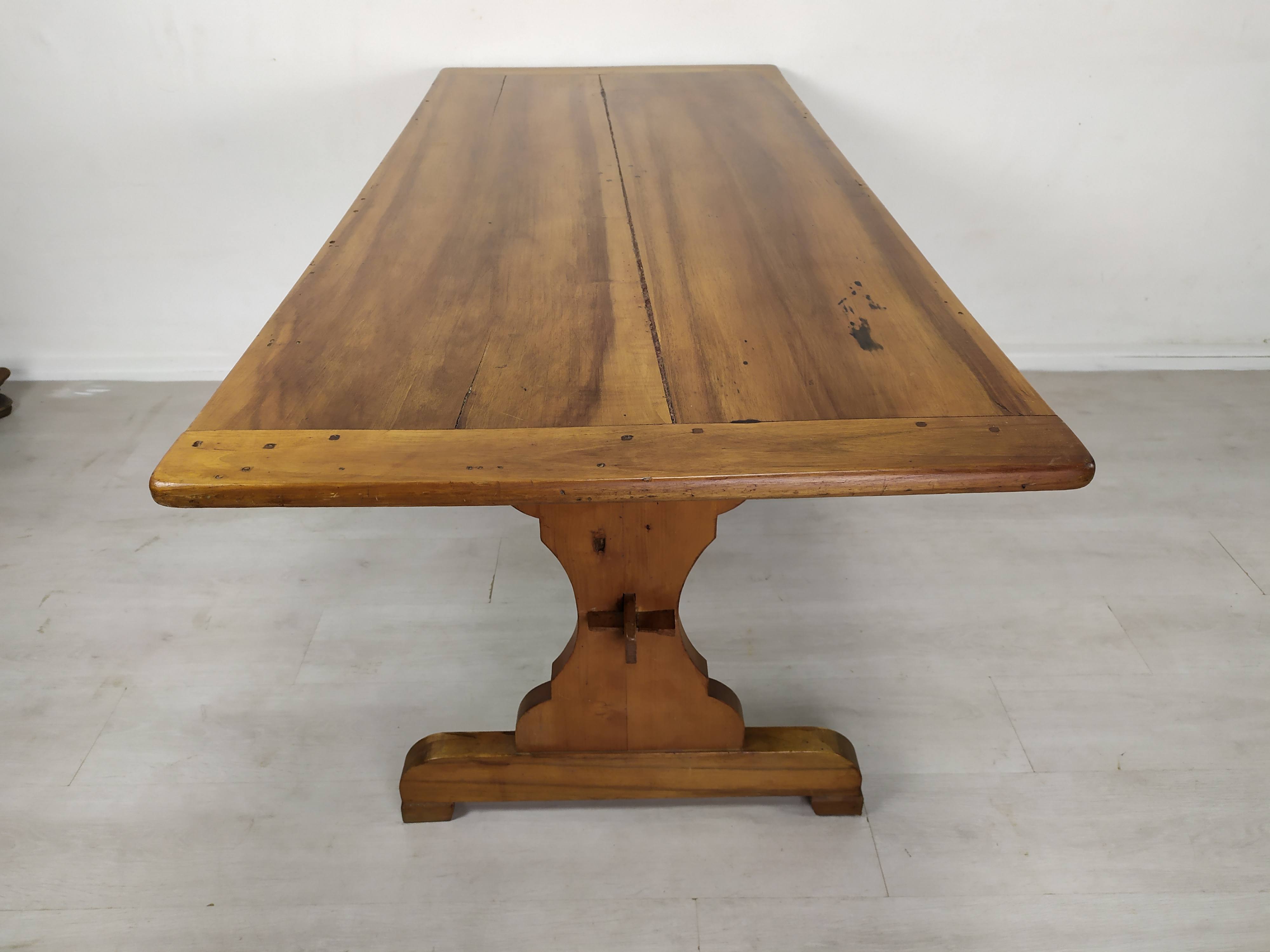 Farmhouse table