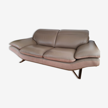 Leather Sofa 2.5 seats