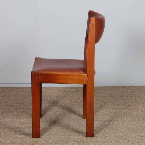 Suite de 4 chaises en orme massif éditées par Self, 1970