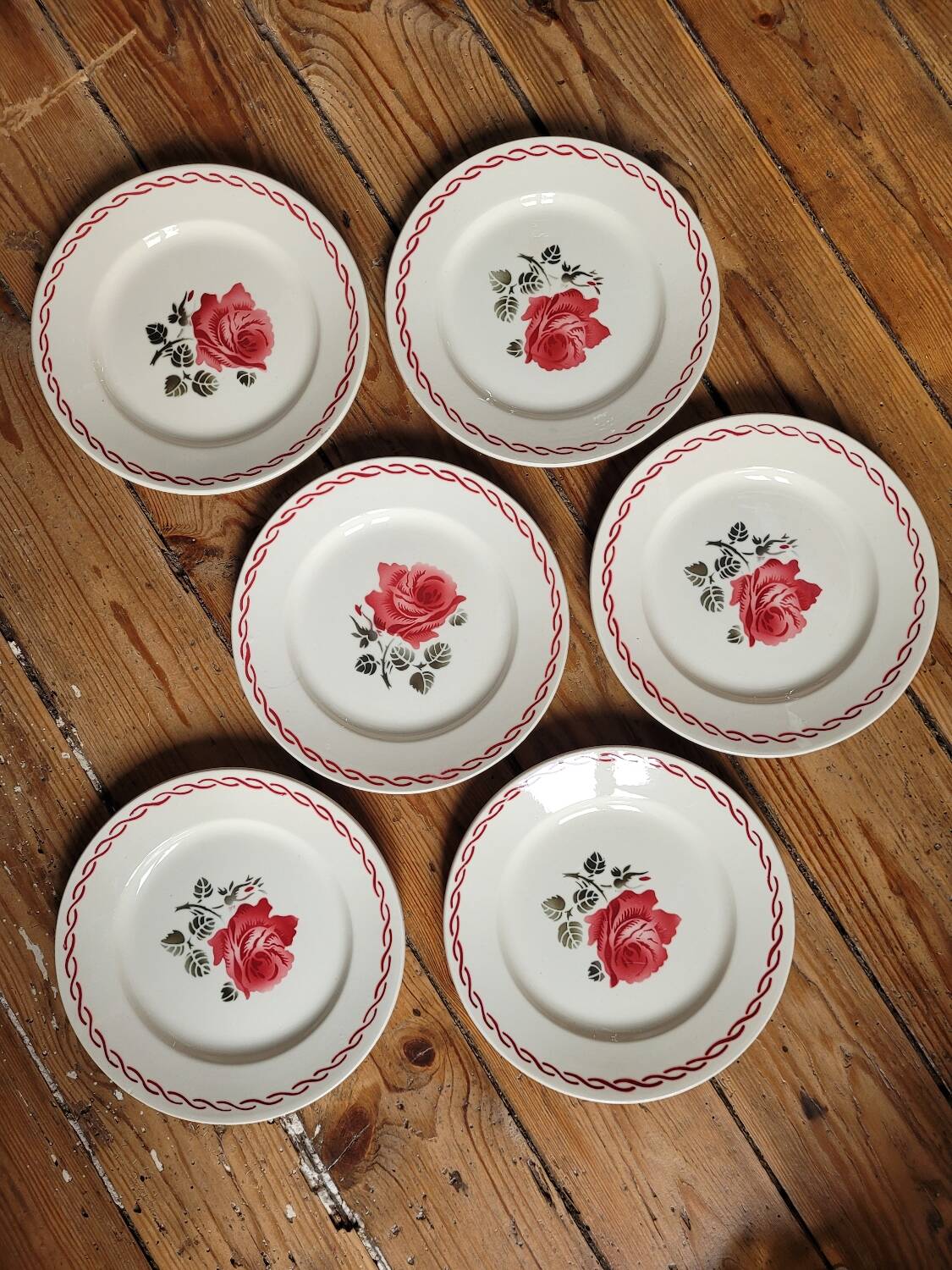 Lot n°2 de 6 assiettes à dessert Germaine de Badonviller