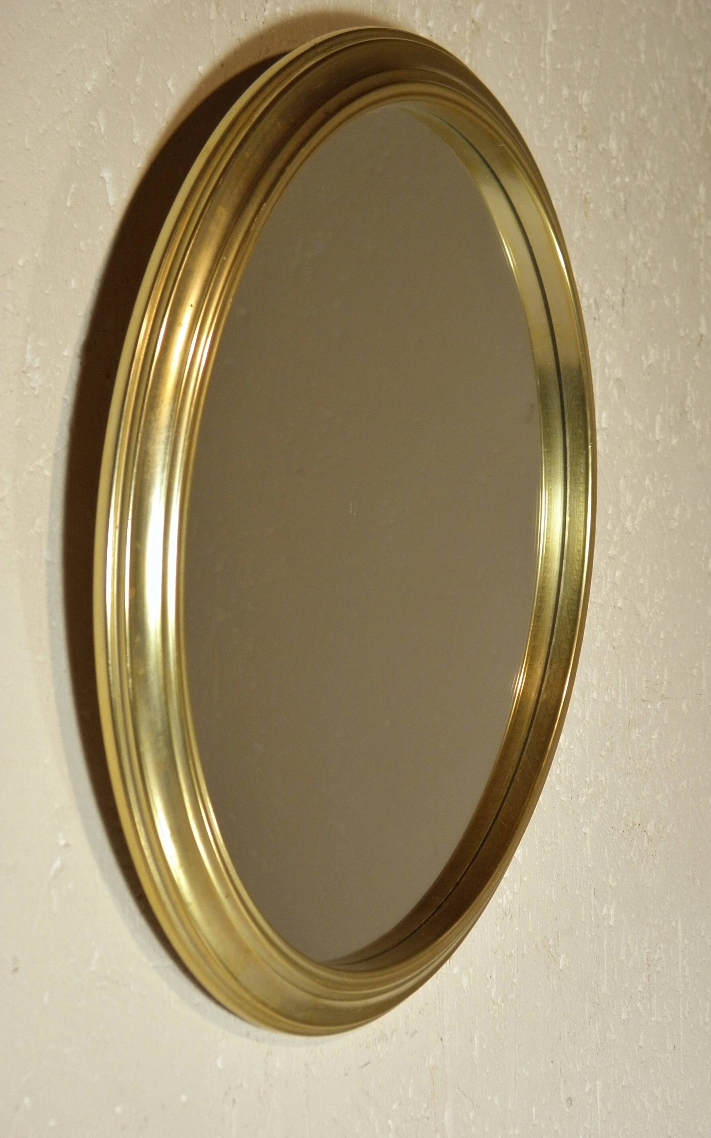 Round gold metal mirror 31 cm