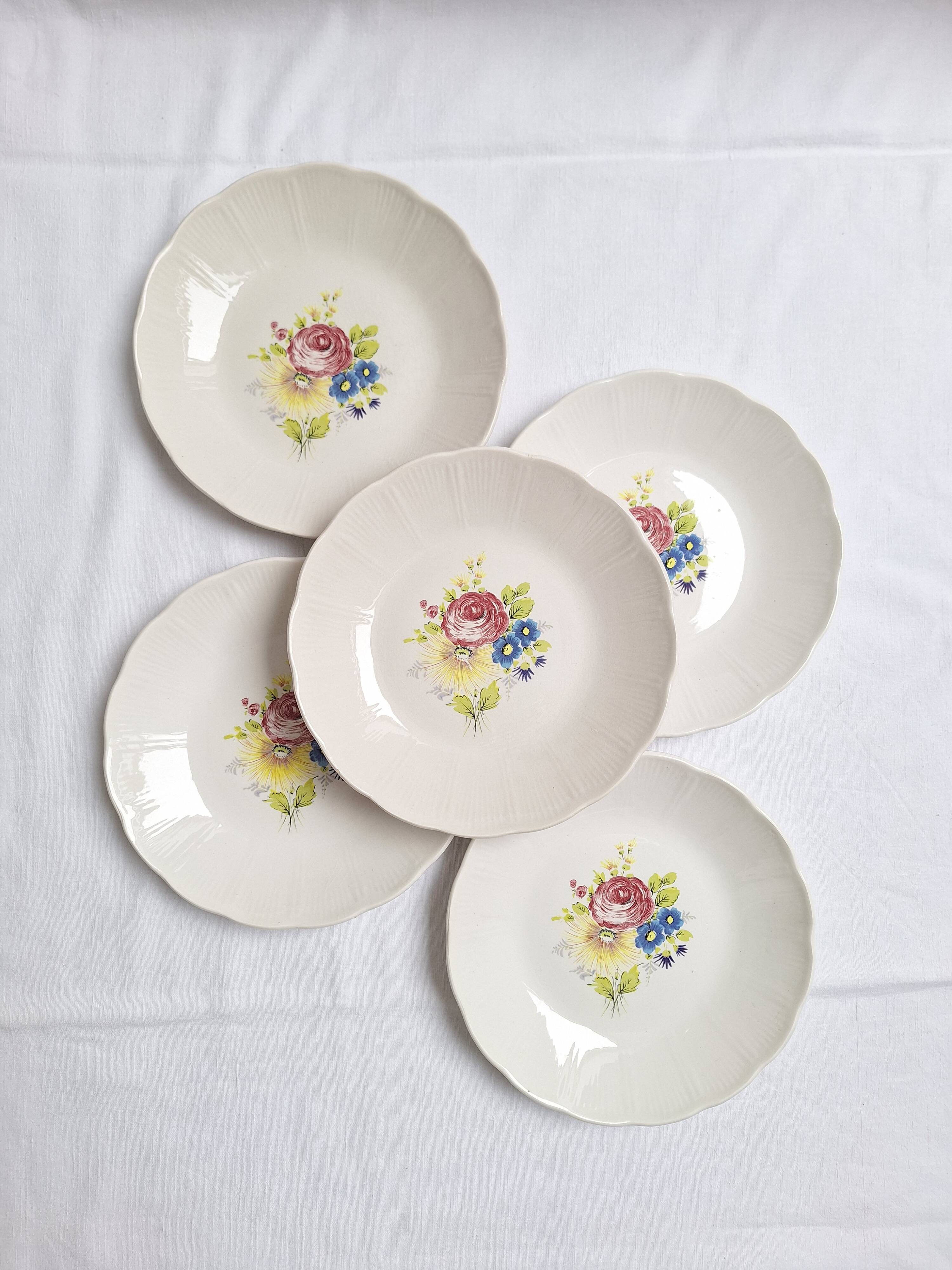 Vintage floral soup plates