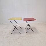 Ensemble de deux tables d'appoint en métal et bois, années 1960