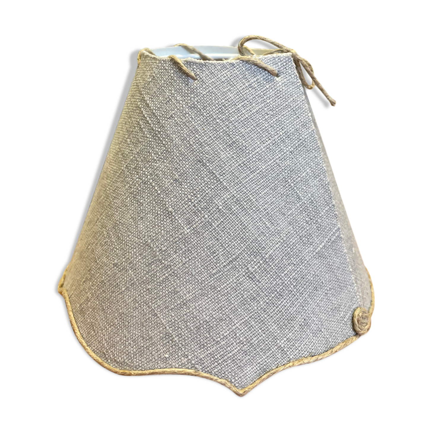 Lampshade flax festoons