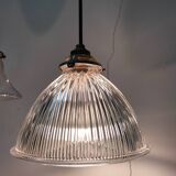 Holophane suspensions