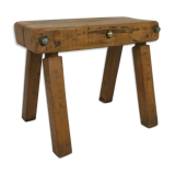 Brutalist tabouret
