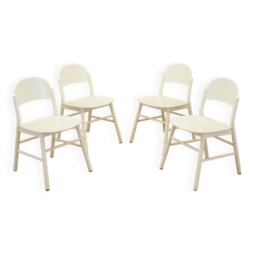 Set of four beech chairs, Italian design, 1970s, production: Italy