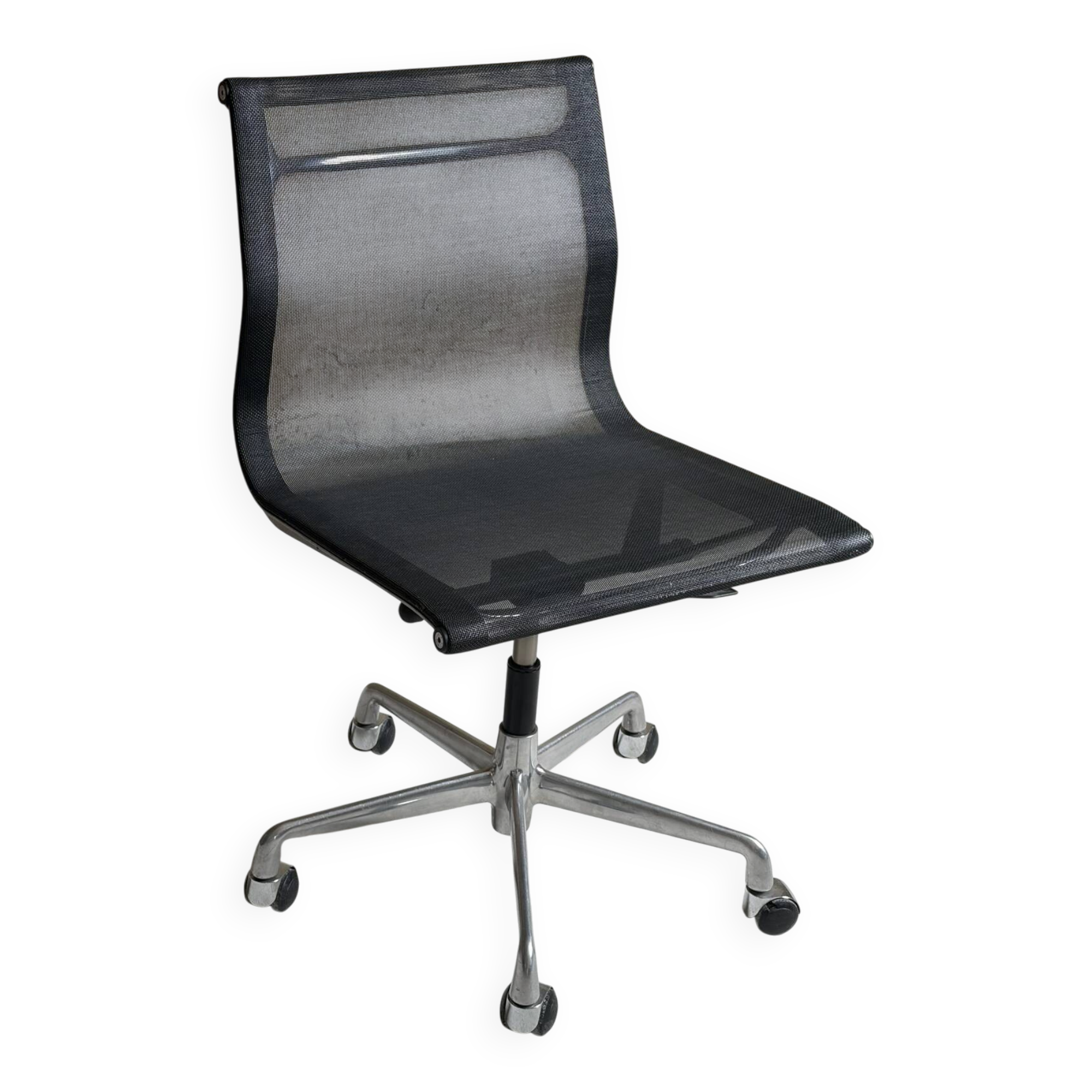 EA 106 chair by Charles and Ray Eames for ICF, 1980s