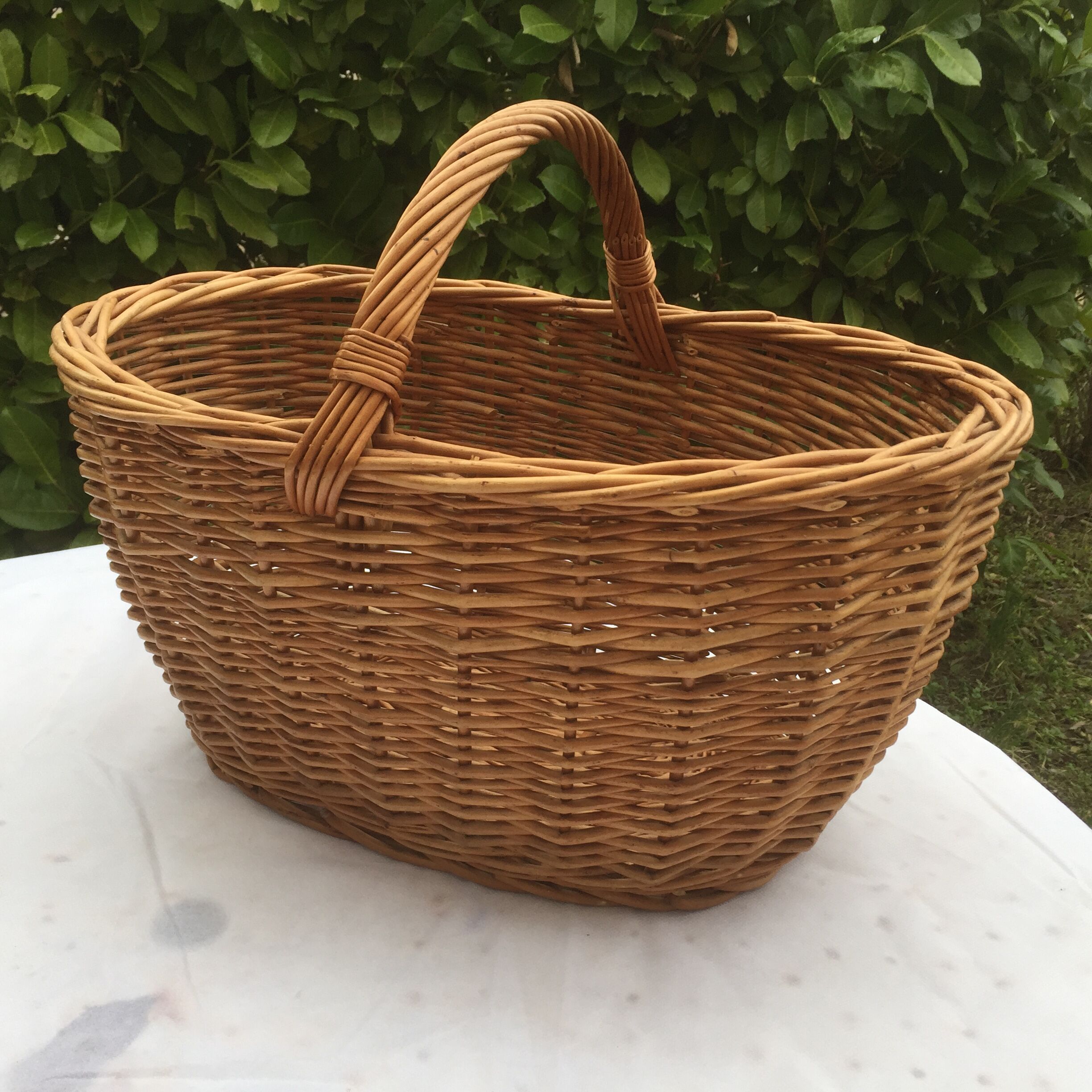 Wicker basket