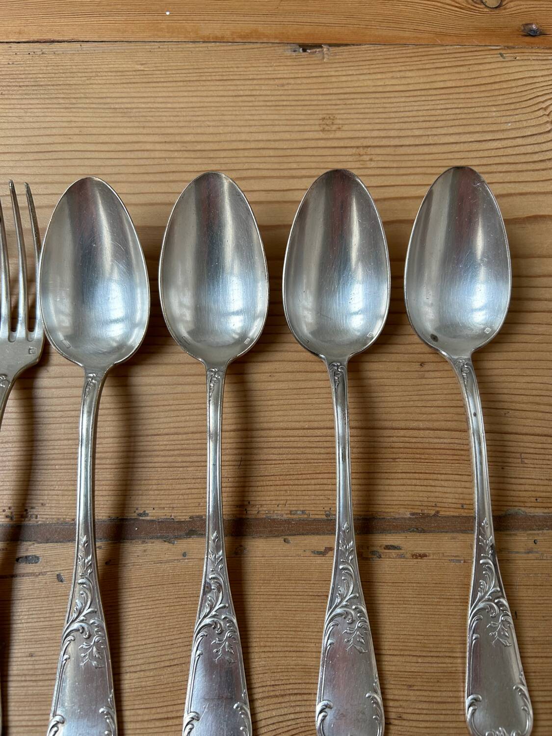 Set of 8 antique silver-plated cutlery pieces