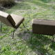 Paire de chauffeuses fauteuils en tissu marron