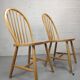 Paire de chaises en pin