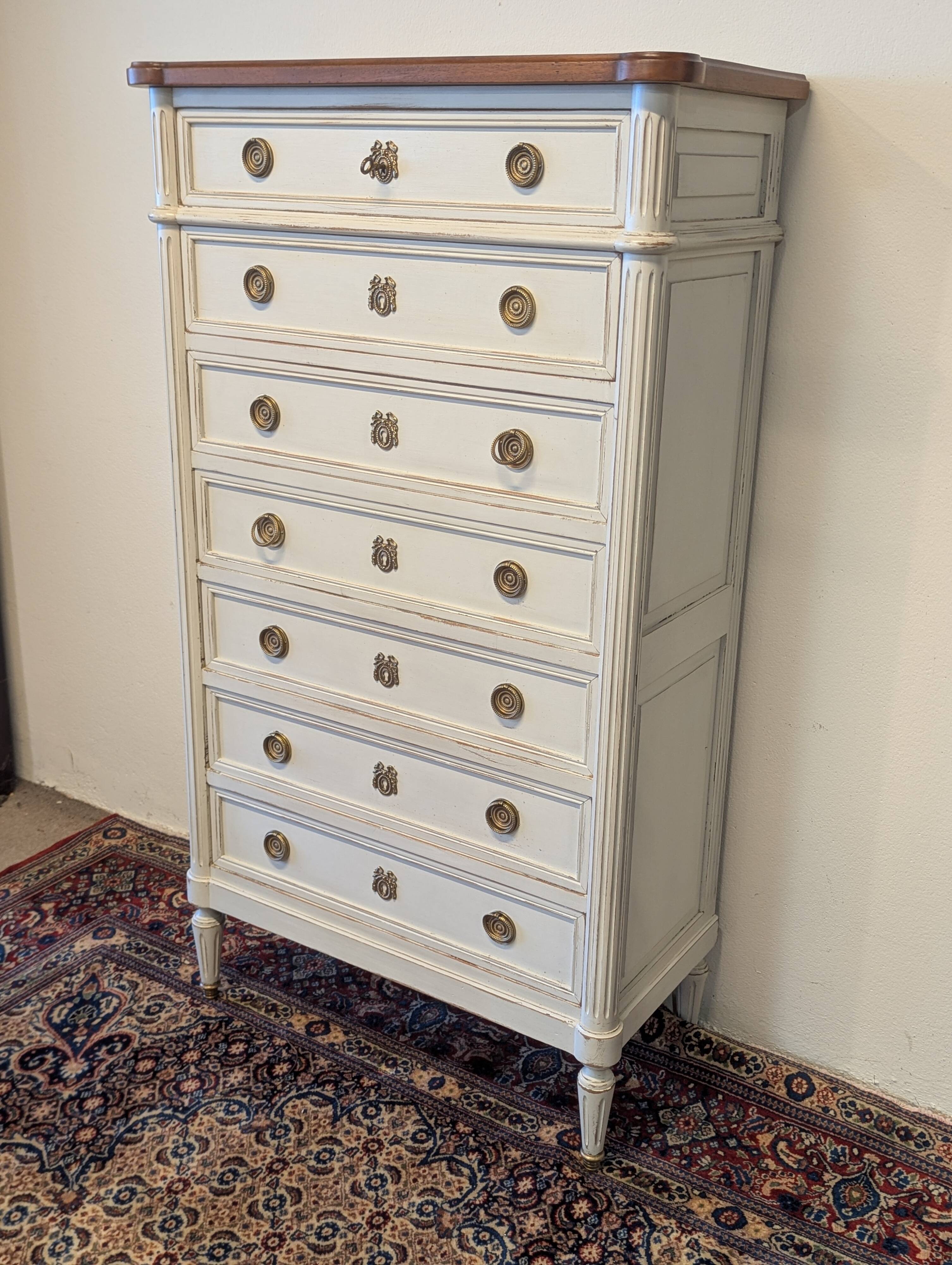 Louis XVI chest of drawers