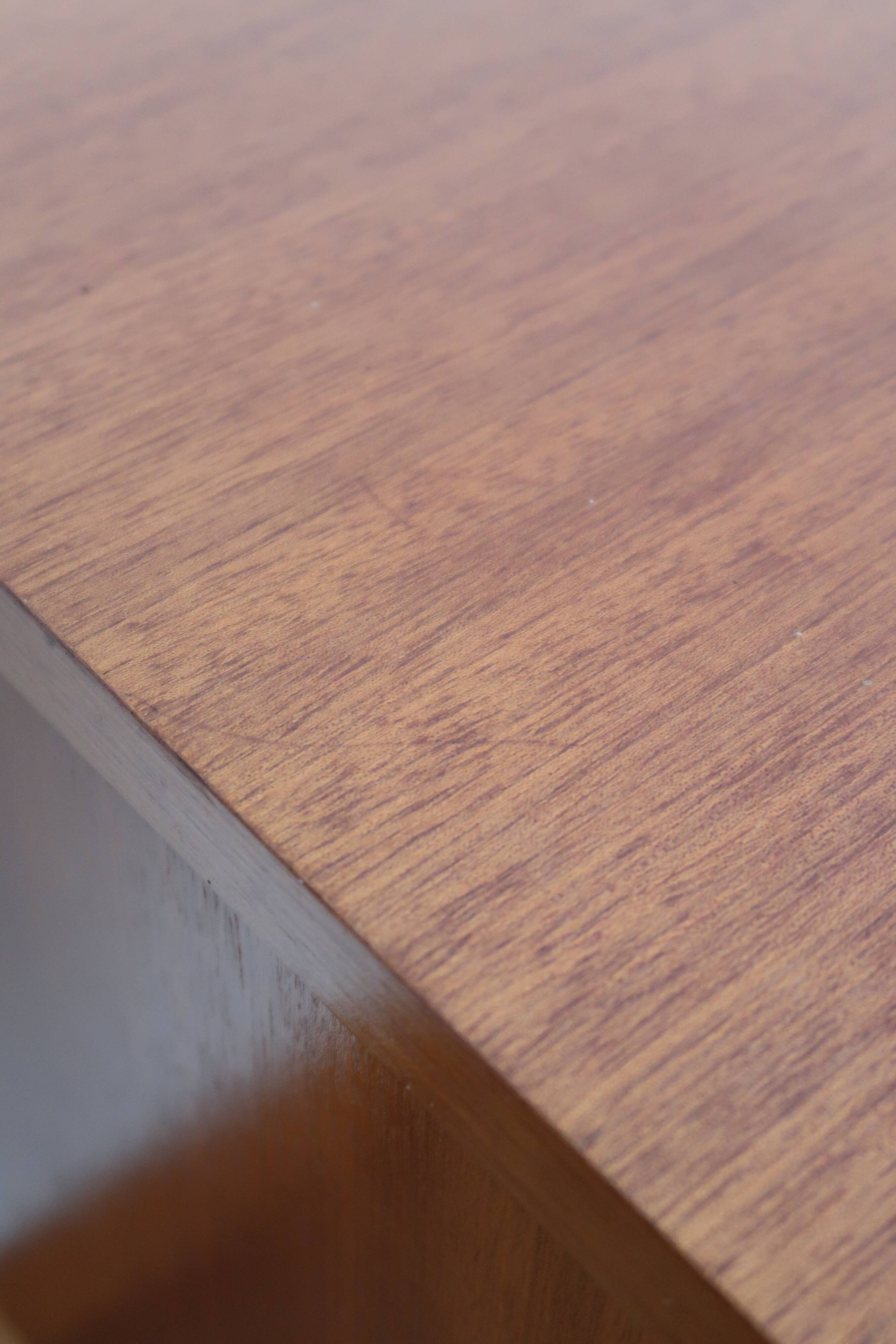 Small Scandinavian row