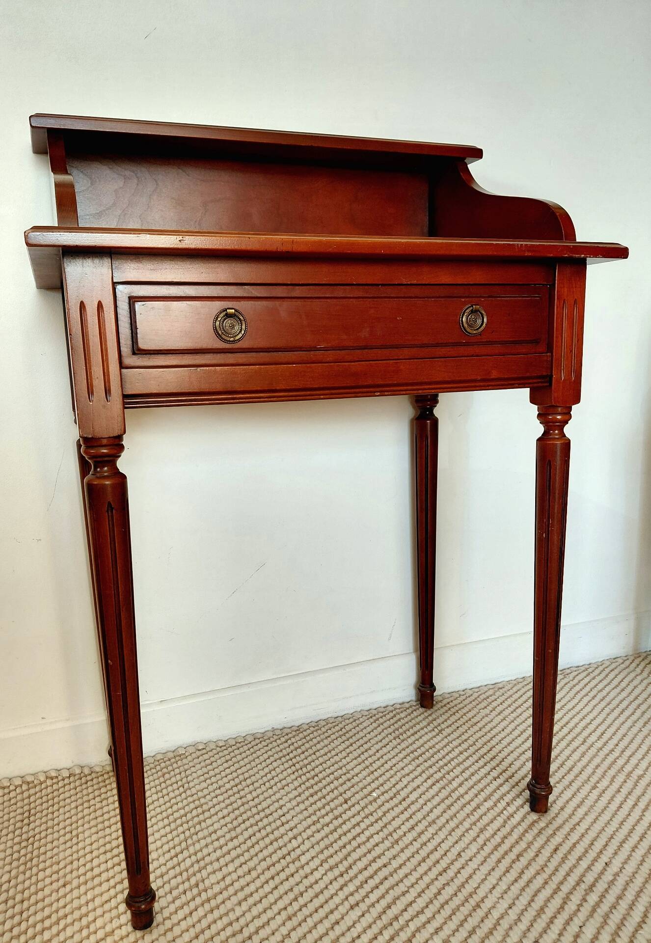 Bureau Bonheur du Jour in Louis XVI style - Cherry wood and Brass - NF P label.