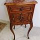 Chevet rocaille en noyer