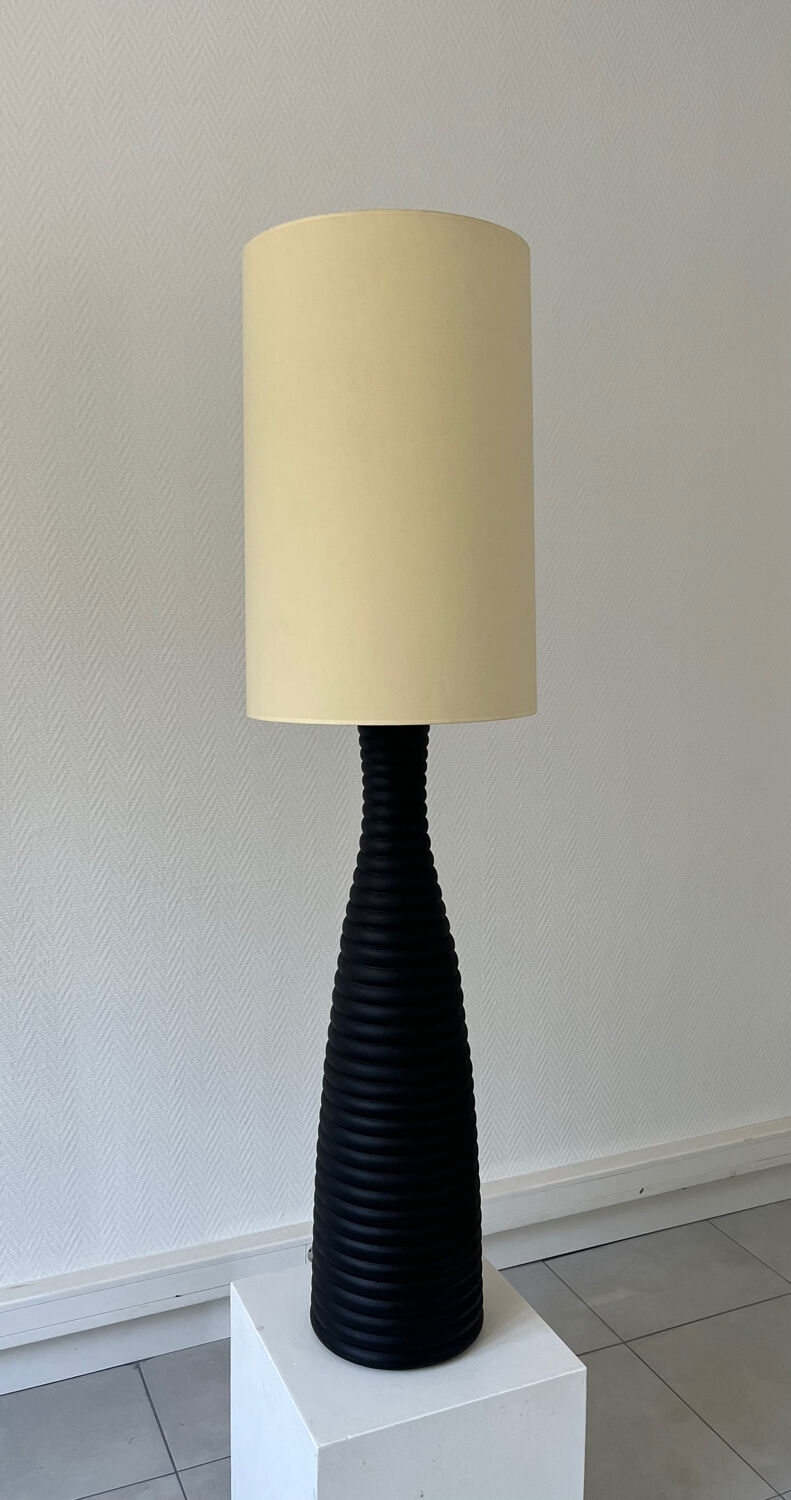Large ceramic lamp