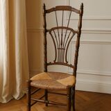 Antique chair in turned wood with straw seat – Carved lyre backrest