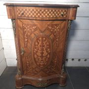 Petit Meuble d'appui style Louis XV en Marqueterie et Bronze
