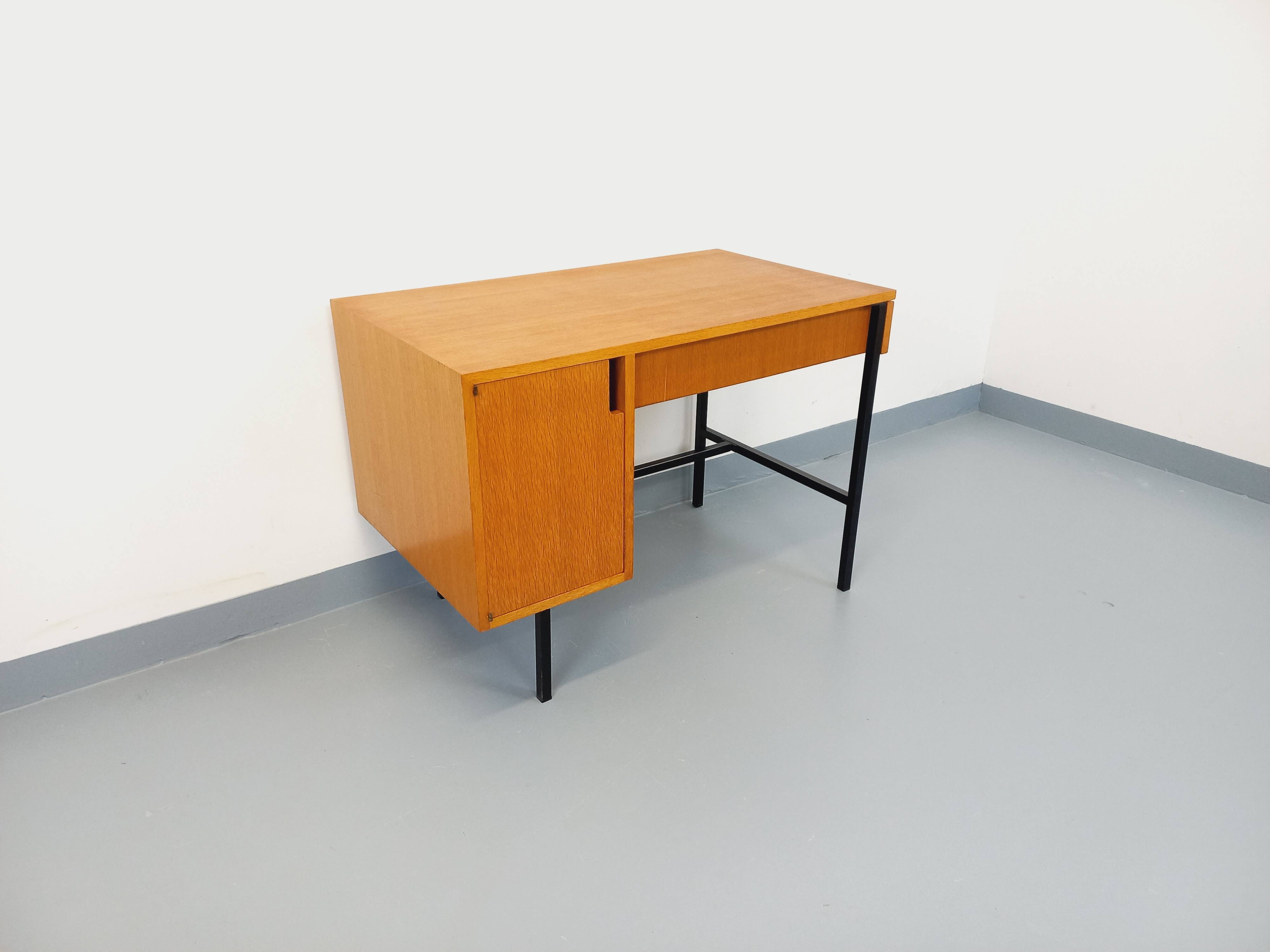 Bureau moderniste vintage Multitable par Jacques Hitier en bois de chêne