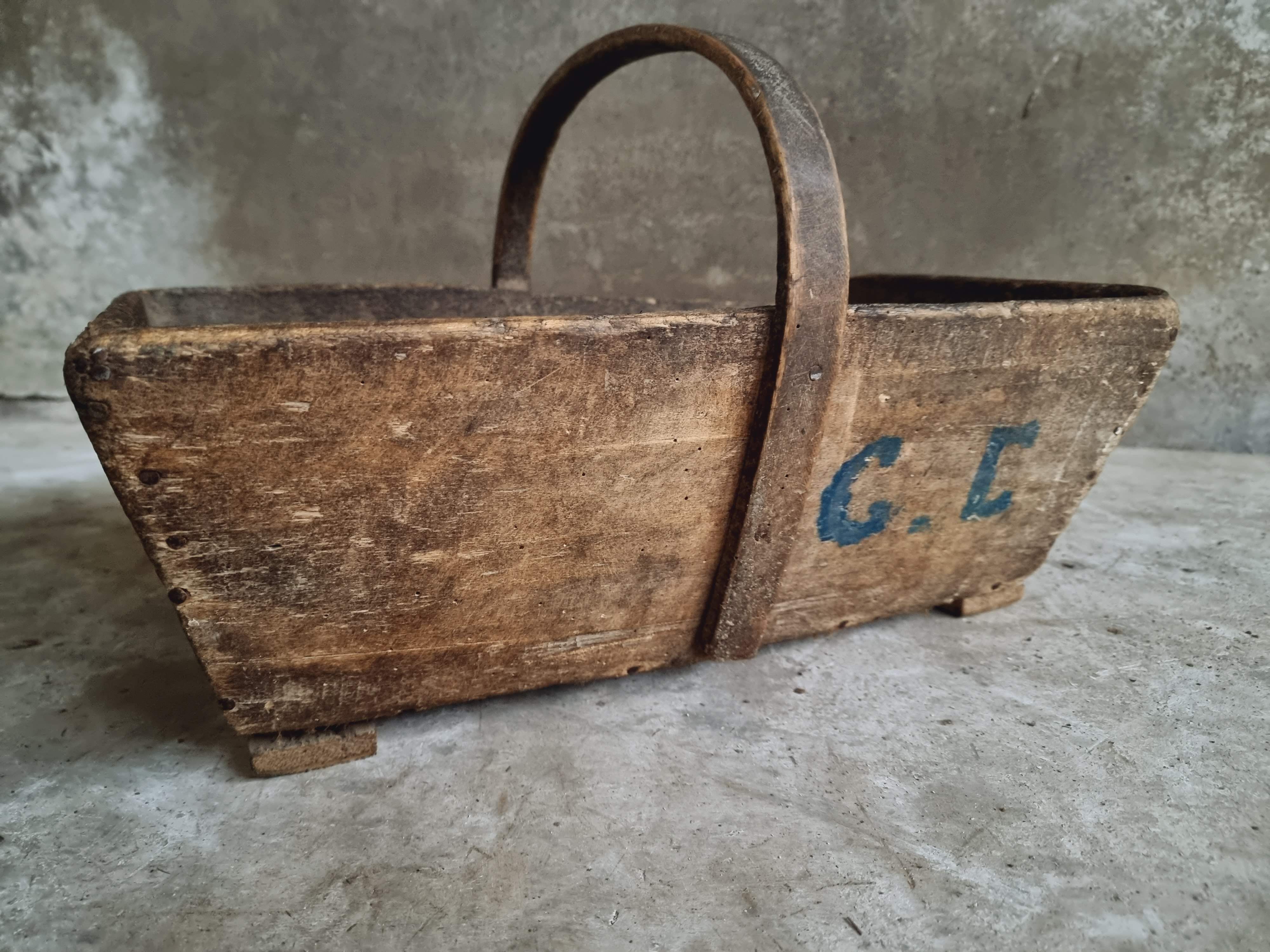 Antique picking basket harvest tray picking basket french