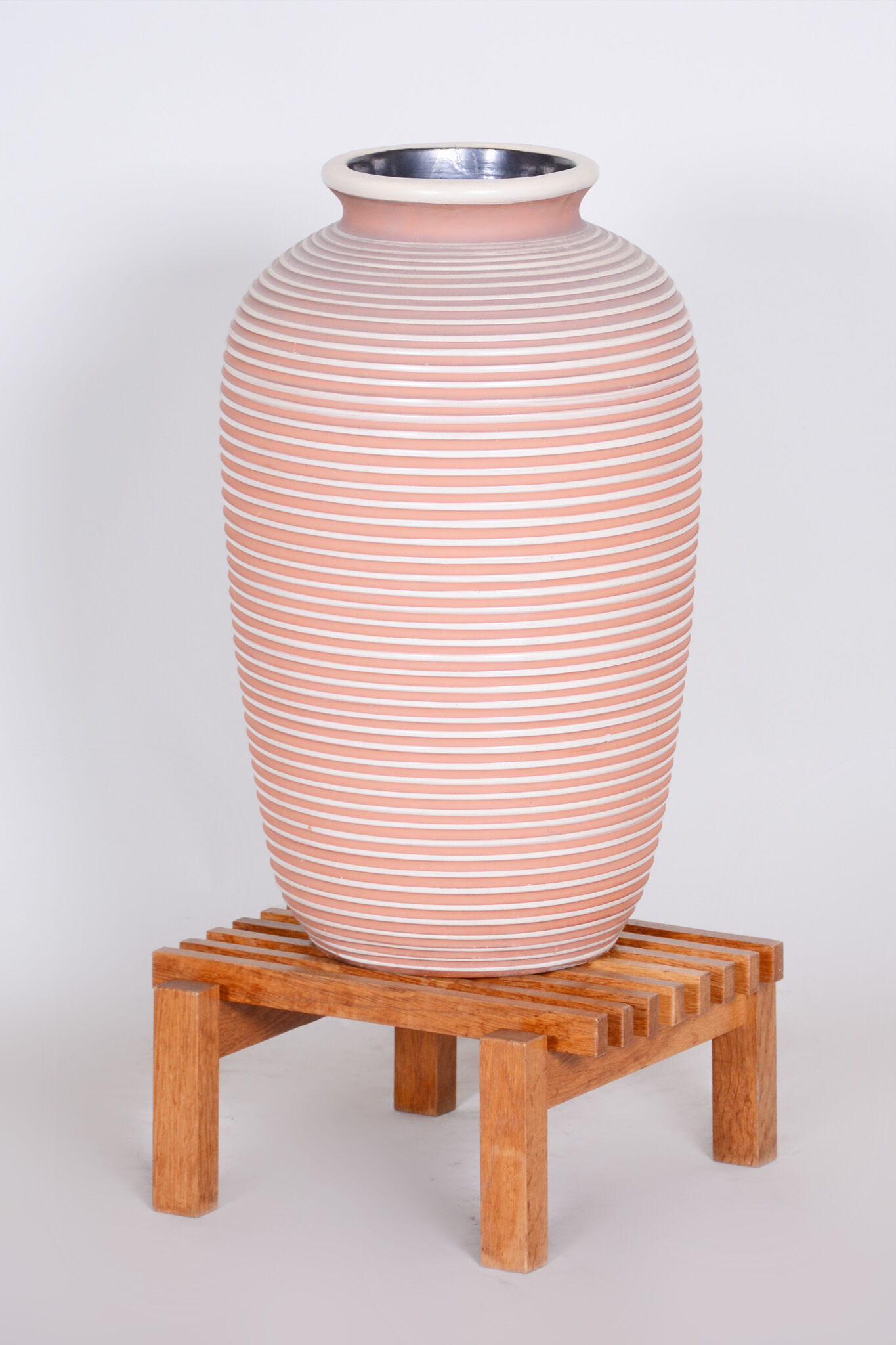 Table d'appoint des années 1960