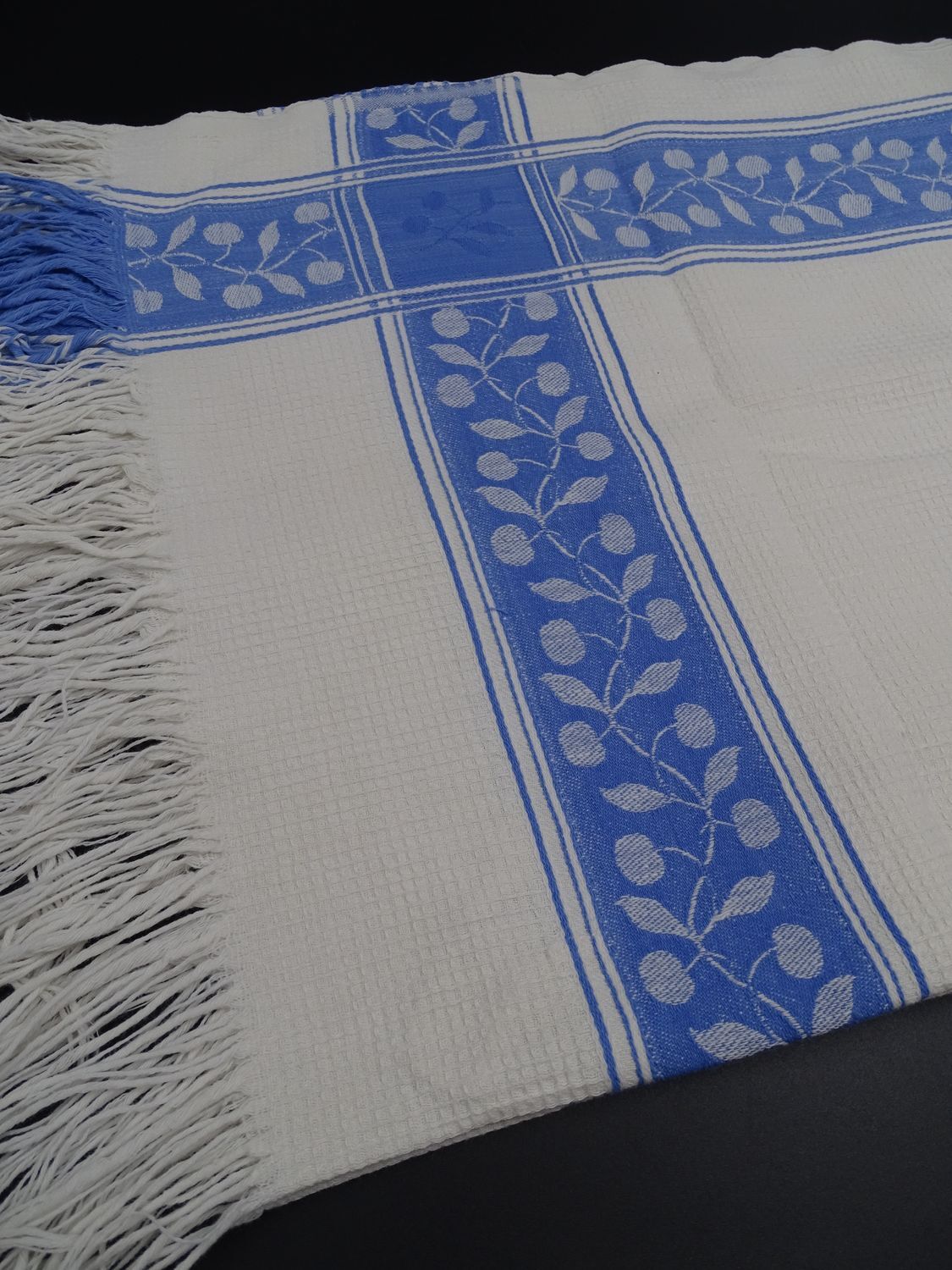 Lot of 2 old and cotton tea towels - Pretty blue friezes - Franges - Circa 1920-1930