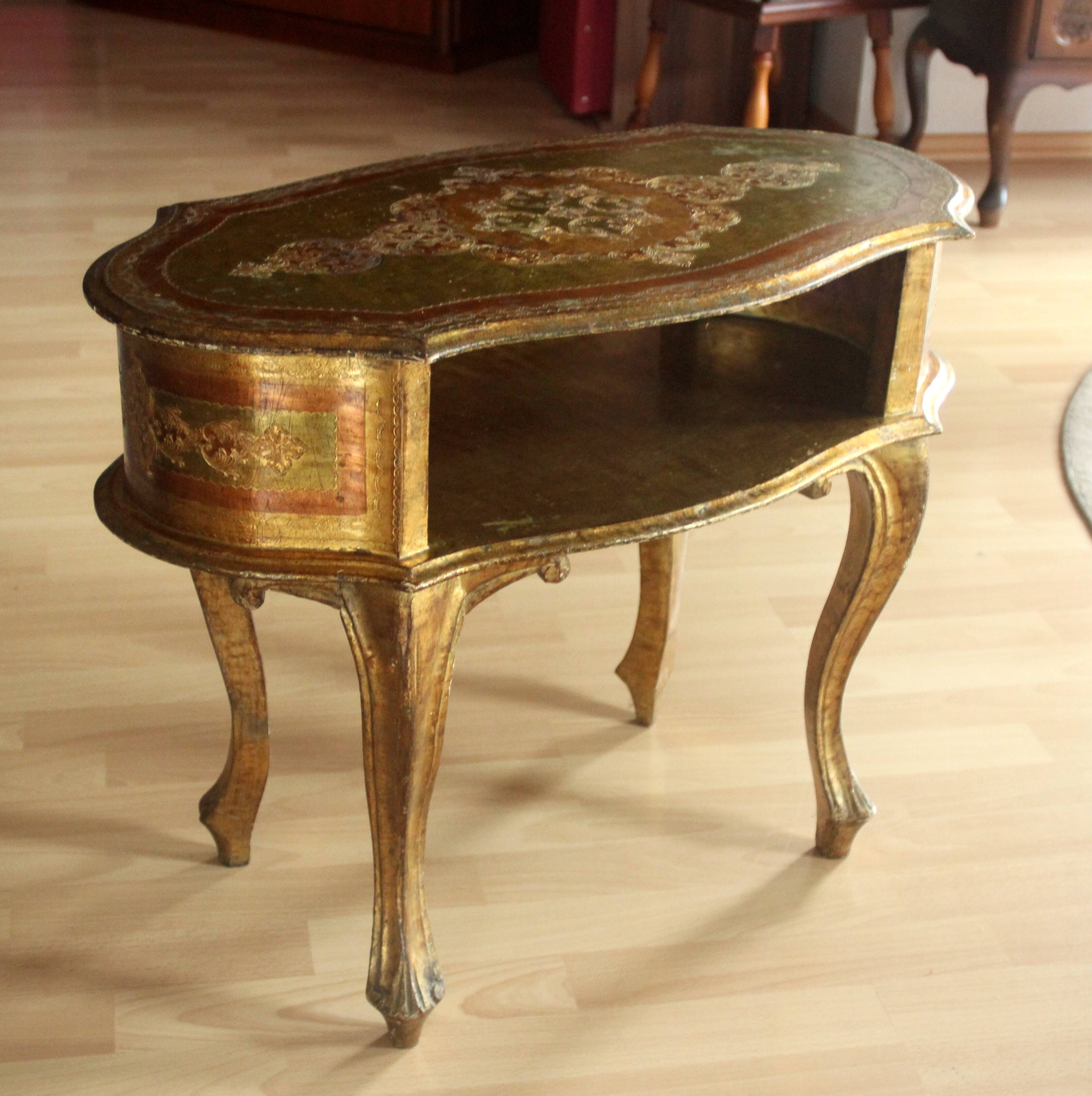 Florentine wooden side table - small coffee table - made in Italy - Vintage
