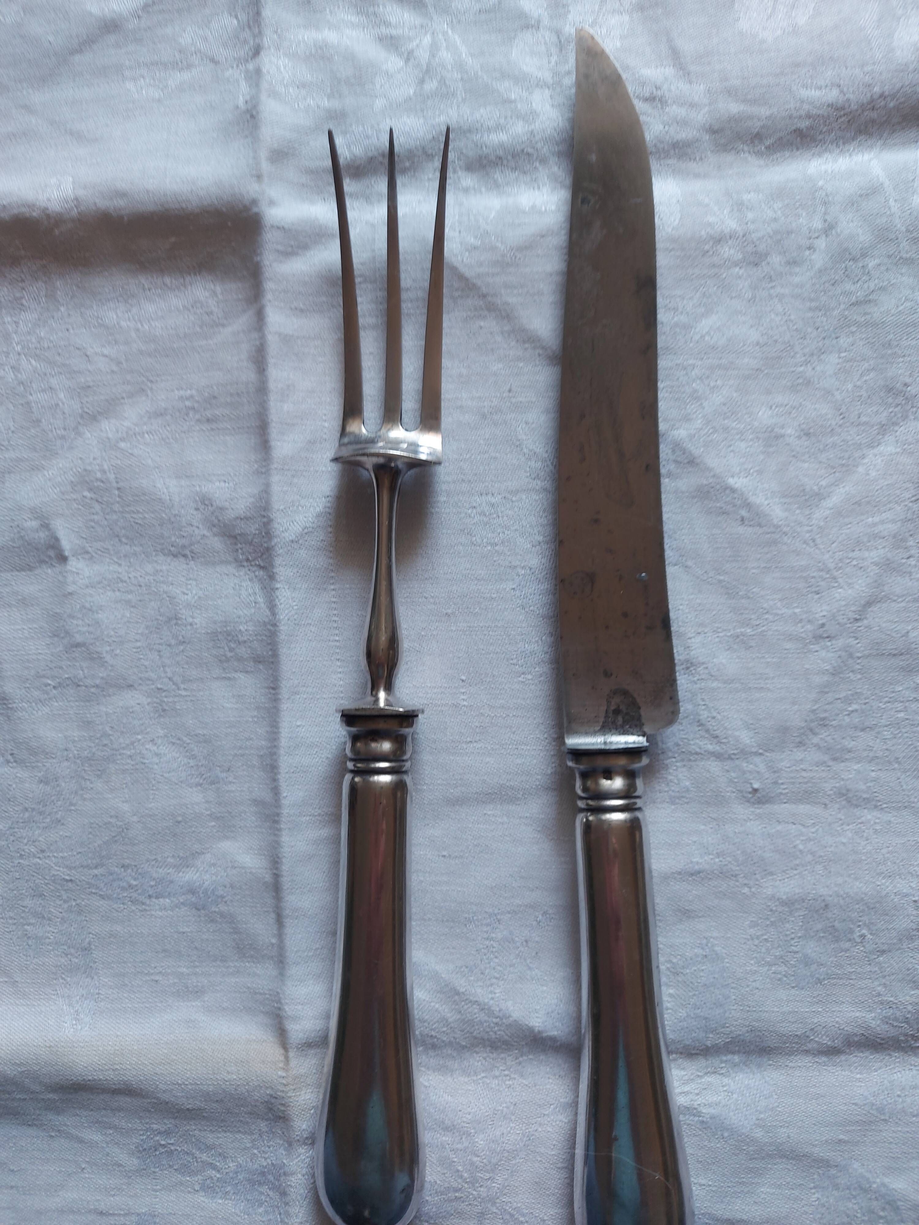 Monogrammed leg service, Ravinet d'Enfer