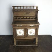 Vaisselier miniature en bois