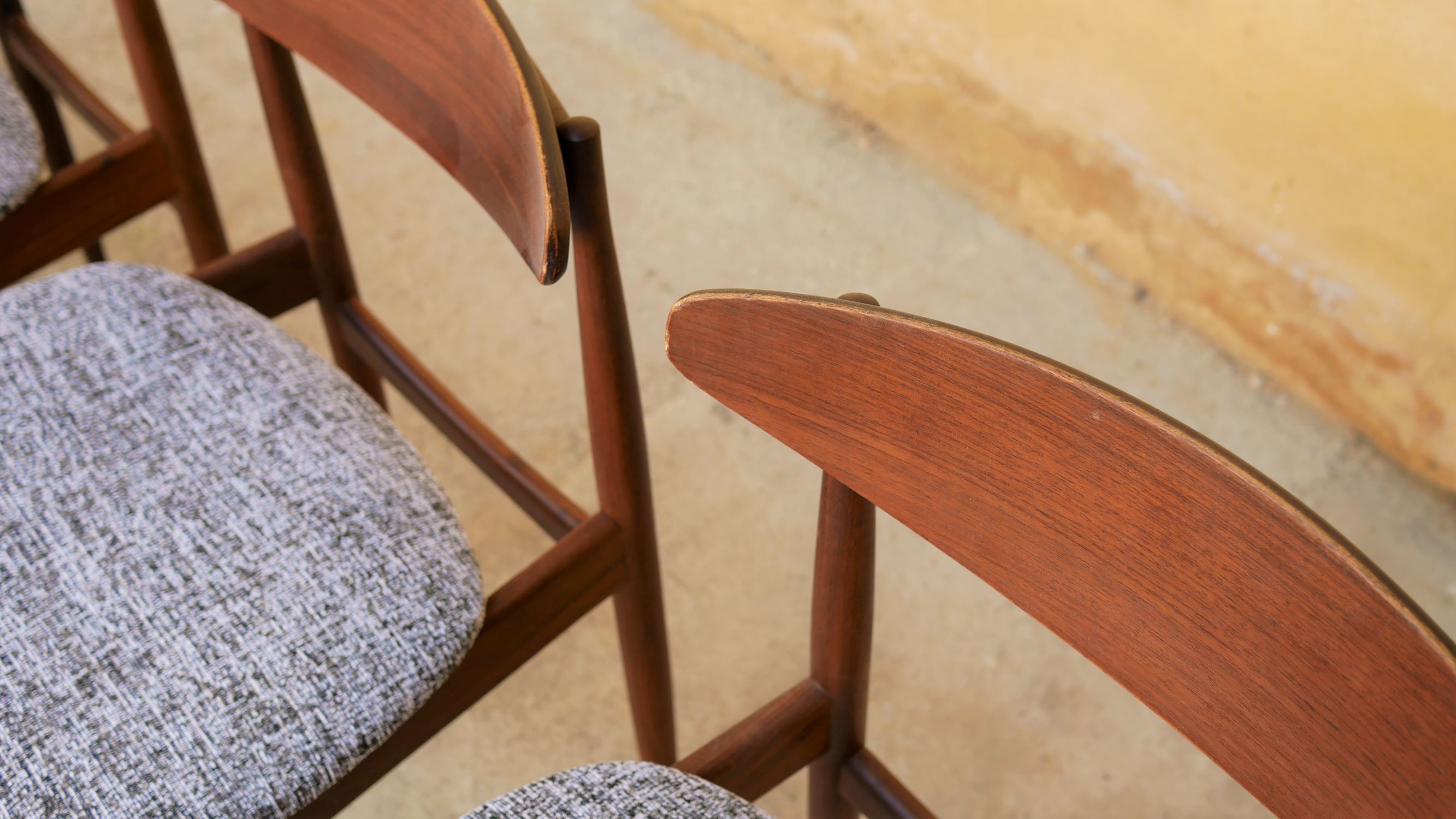 Series of 4 teak chairs by Ib Kofod-Larsen for G-Plan editions