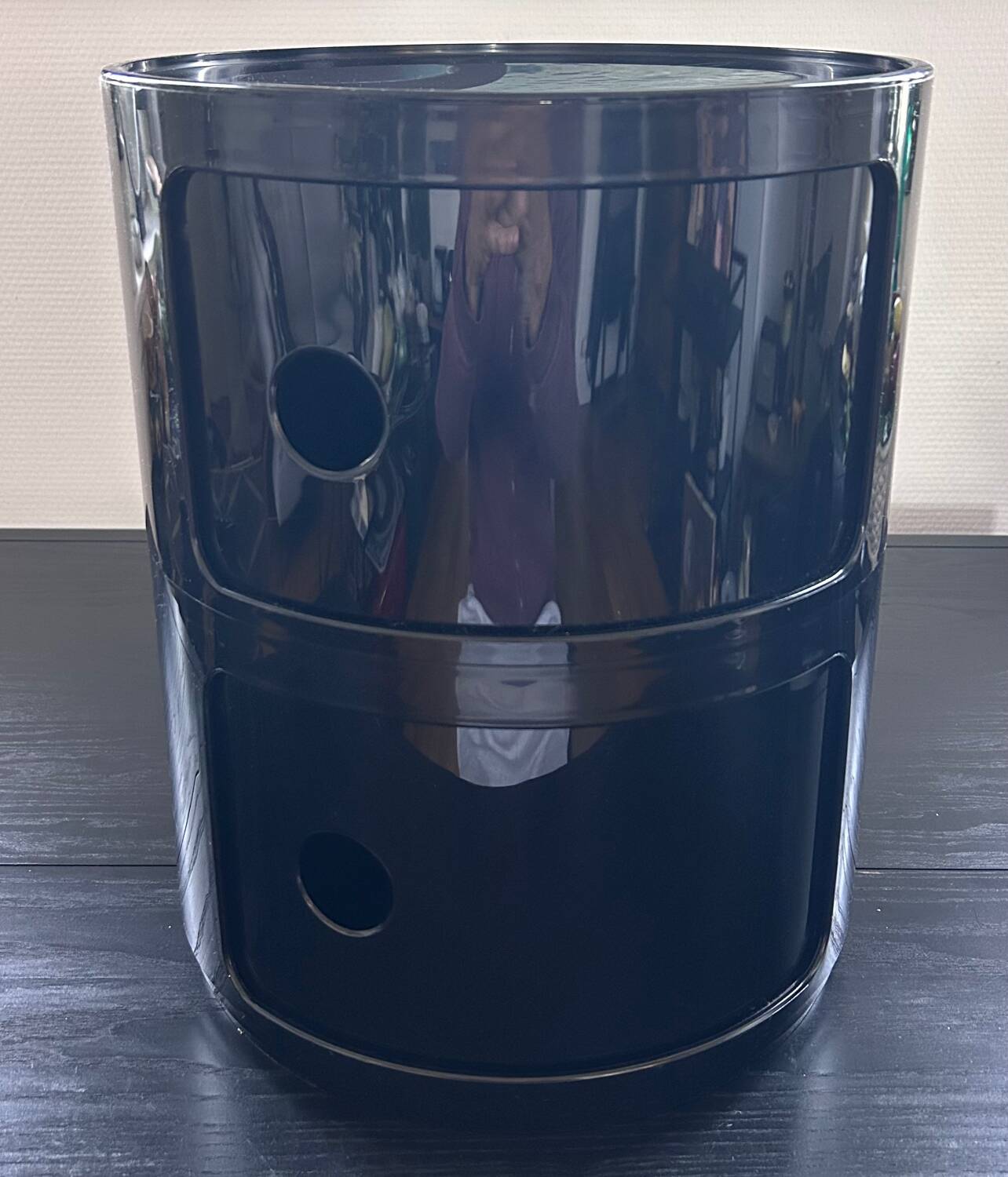 Original Kartell 2-door compound