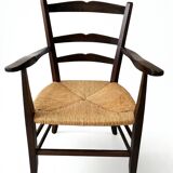 Vintage solid wood chair with a straw seat – Chic country style