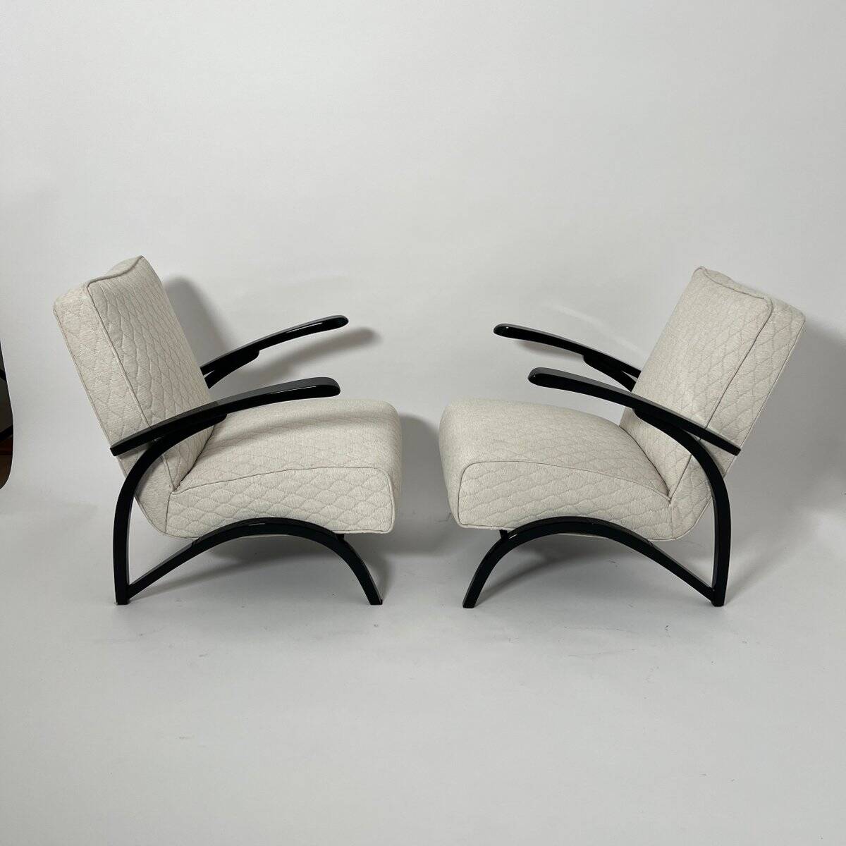 Set of Czechian Art Deco Black Laquered Lounge Chairs attributed to J. Halabala for Up Závody, 1930s