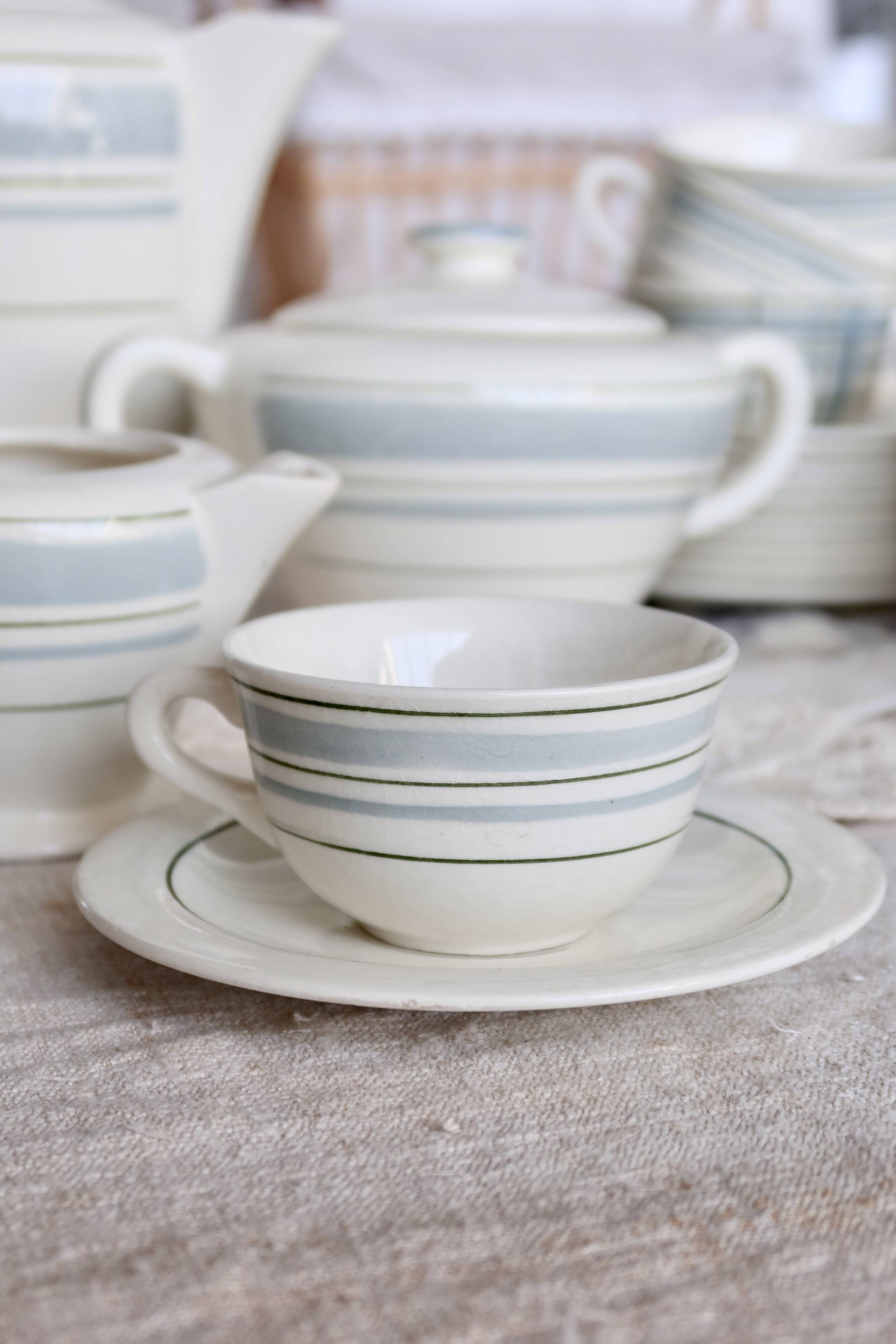 Vintage 10-person coffee set with Salins earthenware and geometric design