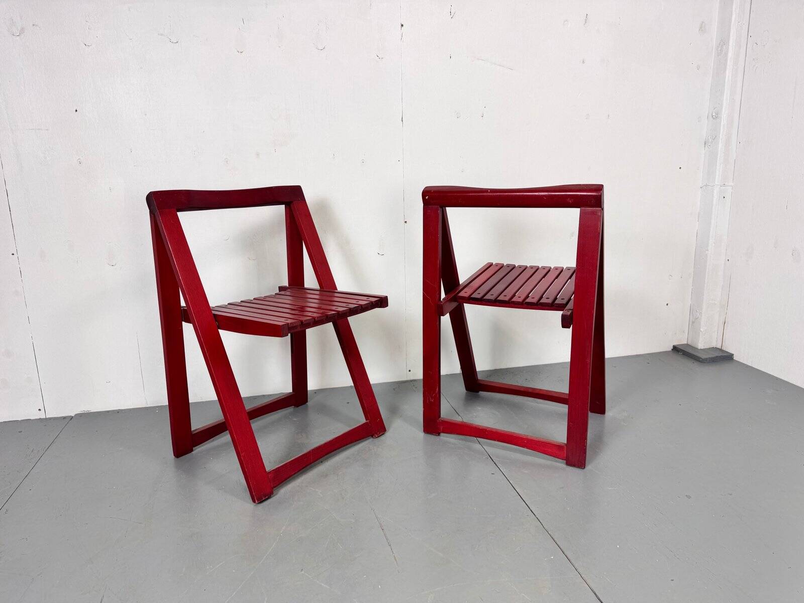 Mid-century Italian red foldable chairs by Aldo Jacober for Bazzani, 1960s, set of 2