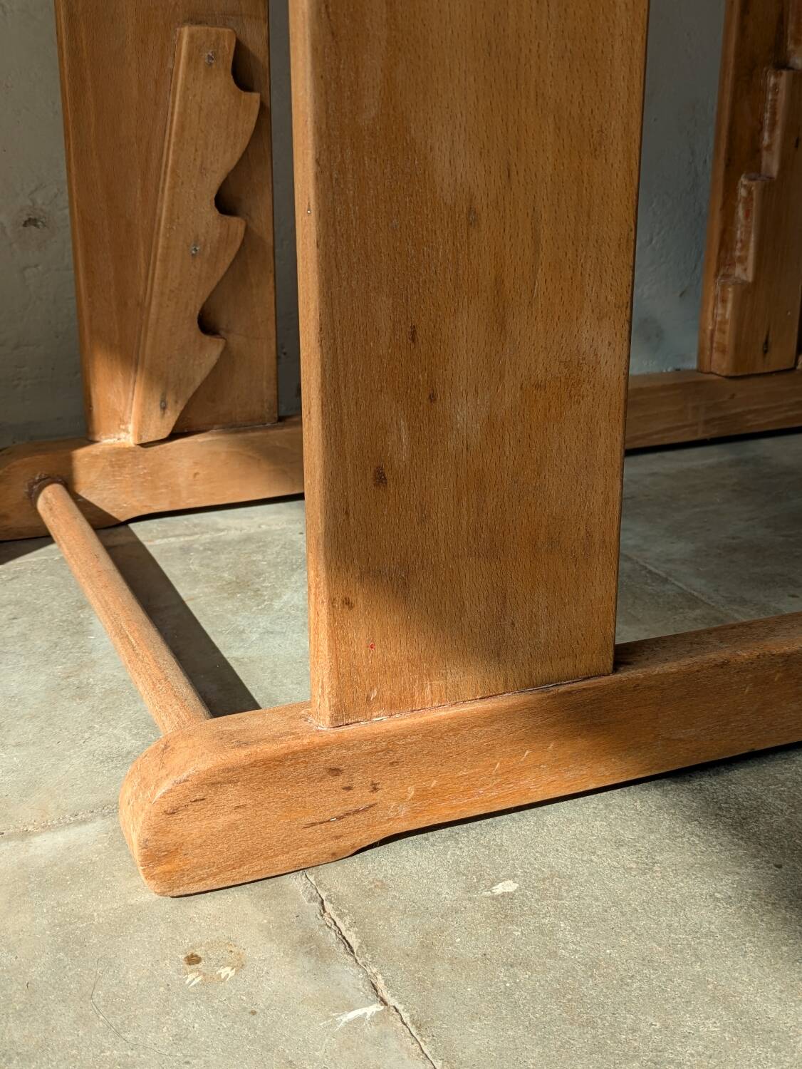 Bureau d'écolier en bois