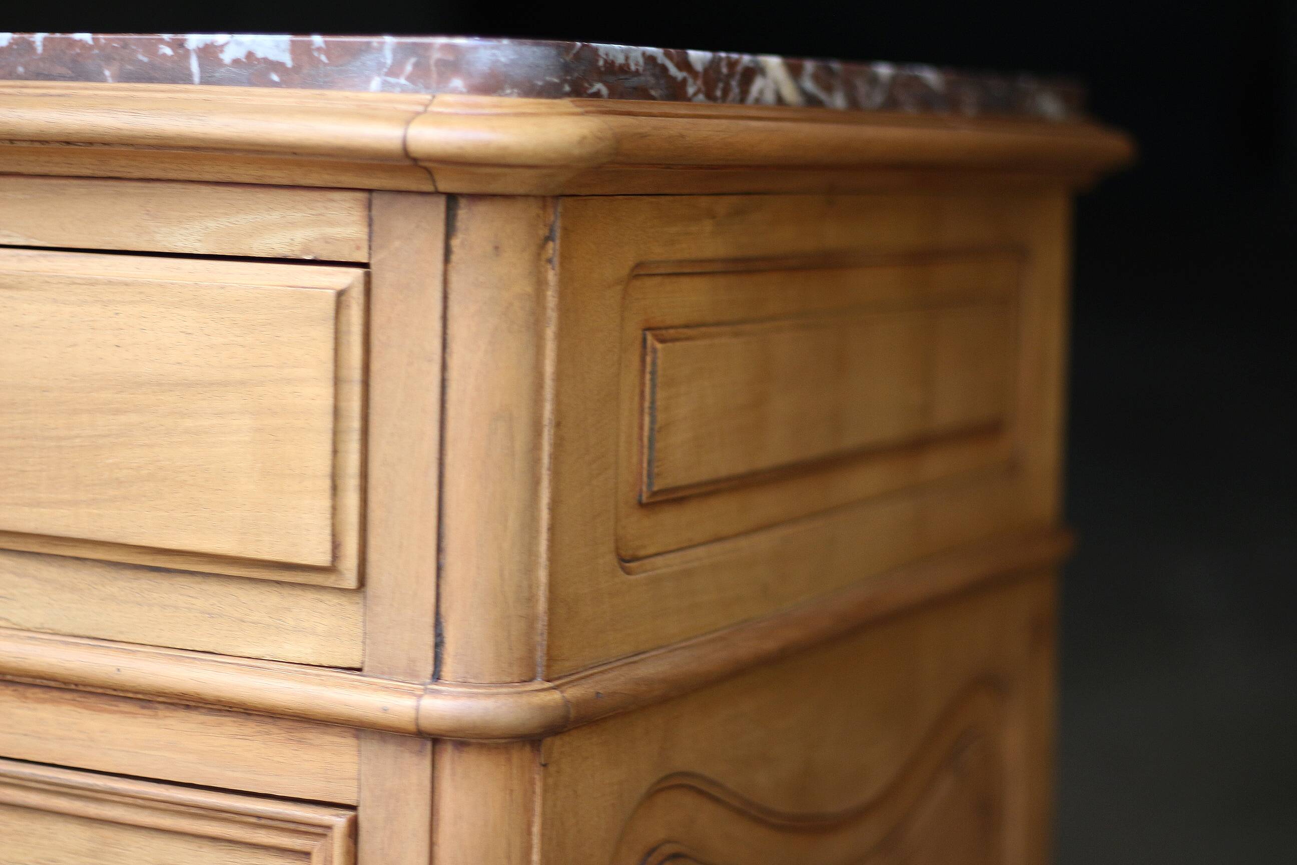 walnut chest of drawers by L. GENIN (Marseille). Circa 1900.