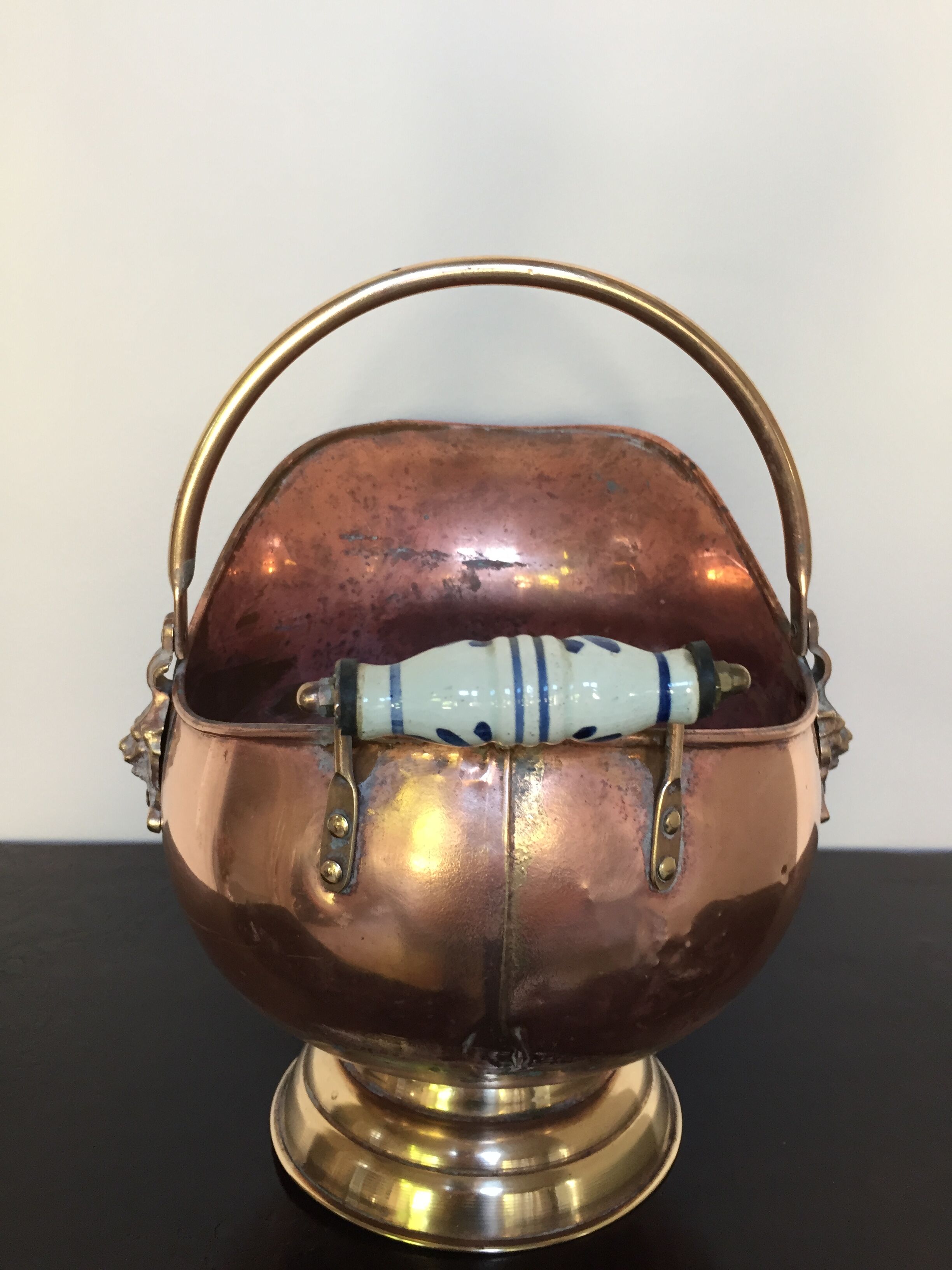 Ancient pink copper pot cover and porcelain handle